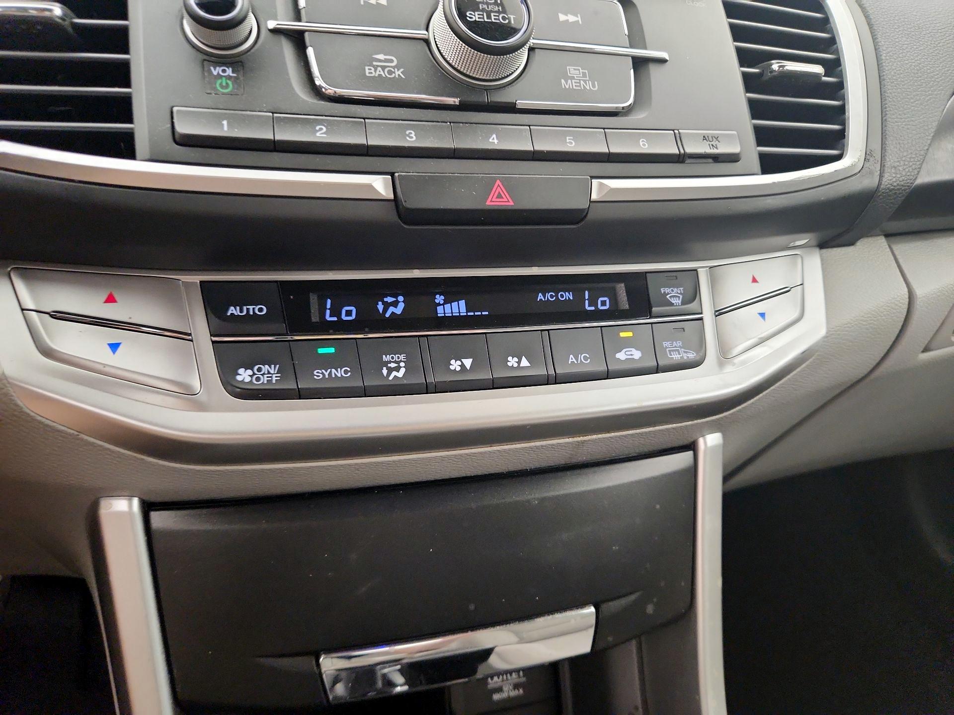 Thumbnail: 2014 Honda Accord - 16