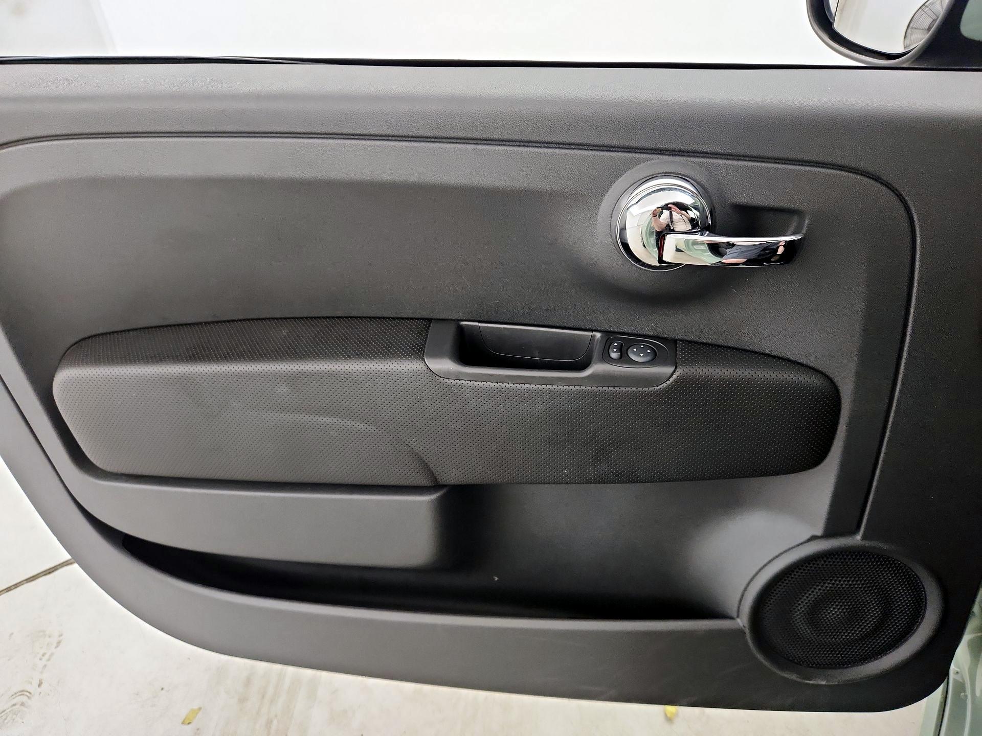 Thumbnail: 2015 Fiat 500 - 12