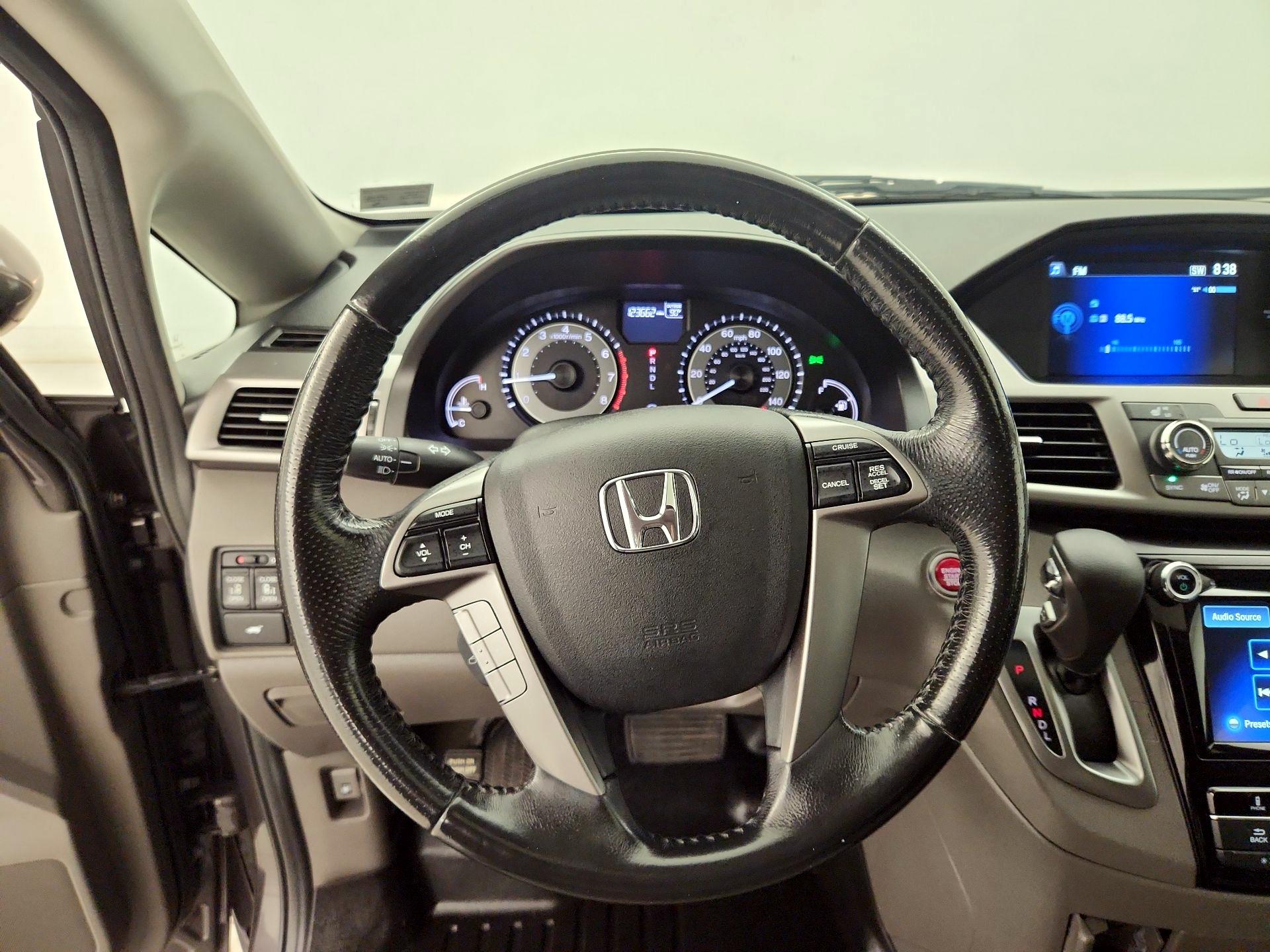 Thumbnail: 2016 Honda Odyssey - 10