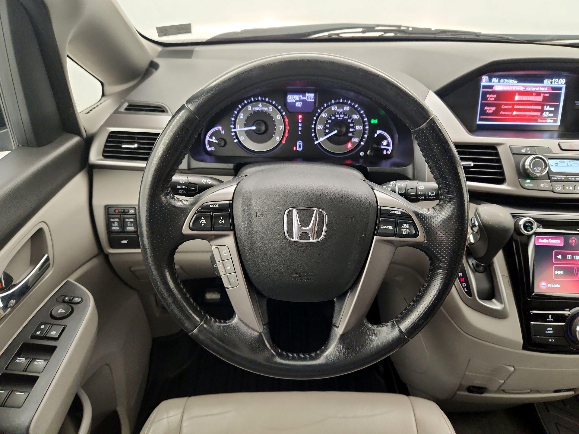 Thumbnail: 2016 Honda Odyssey - 10