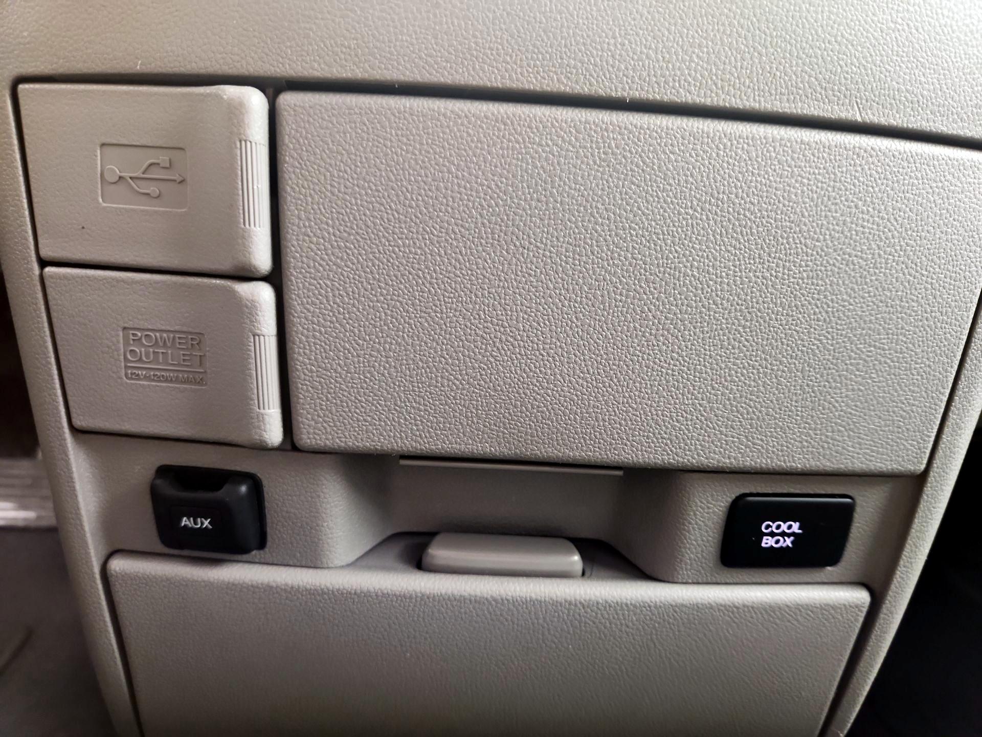 Thumbnail: 2016 Honda Odyssey - 18