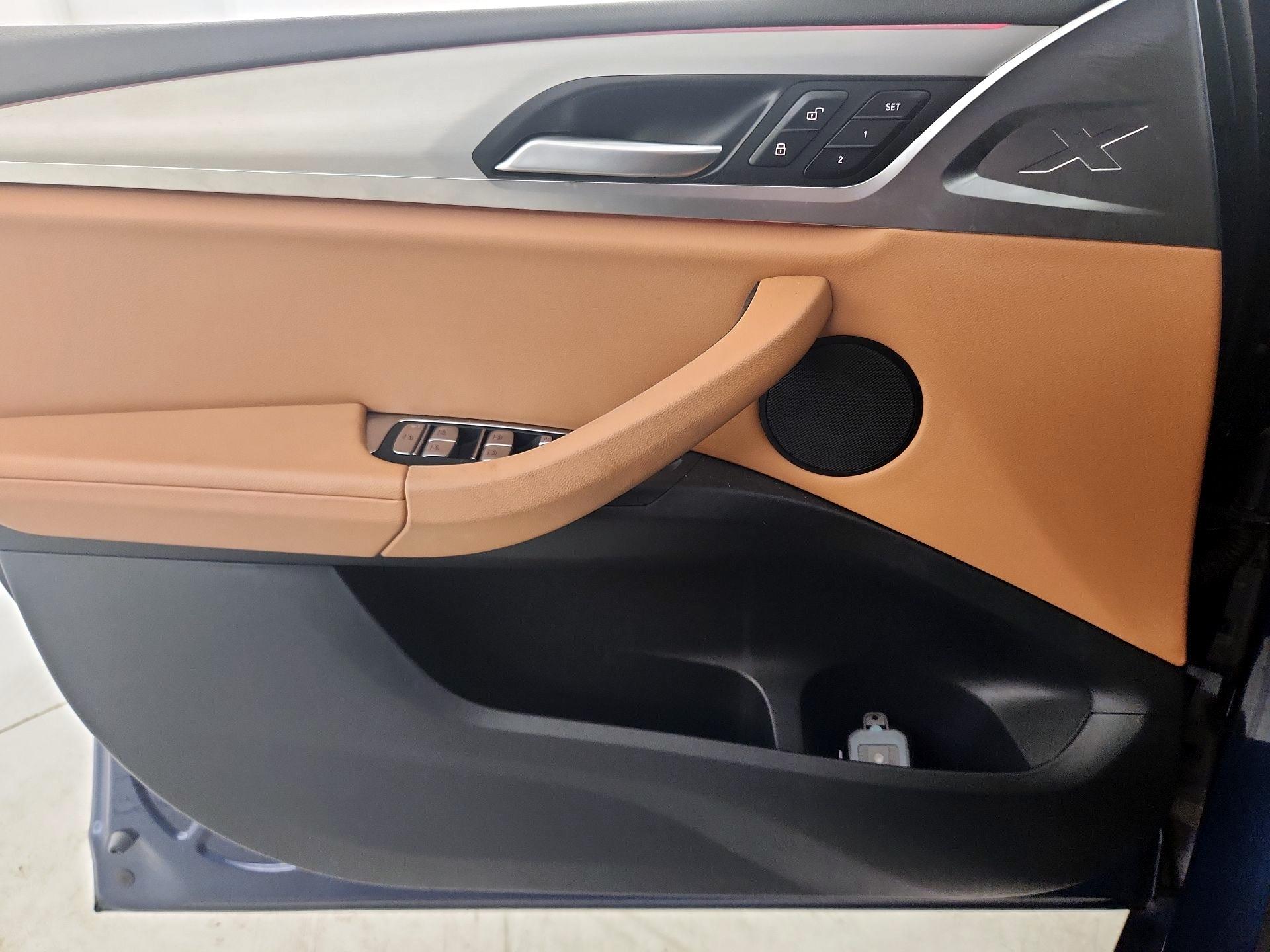 Thumbnail: 2022 BMW X3 - 12