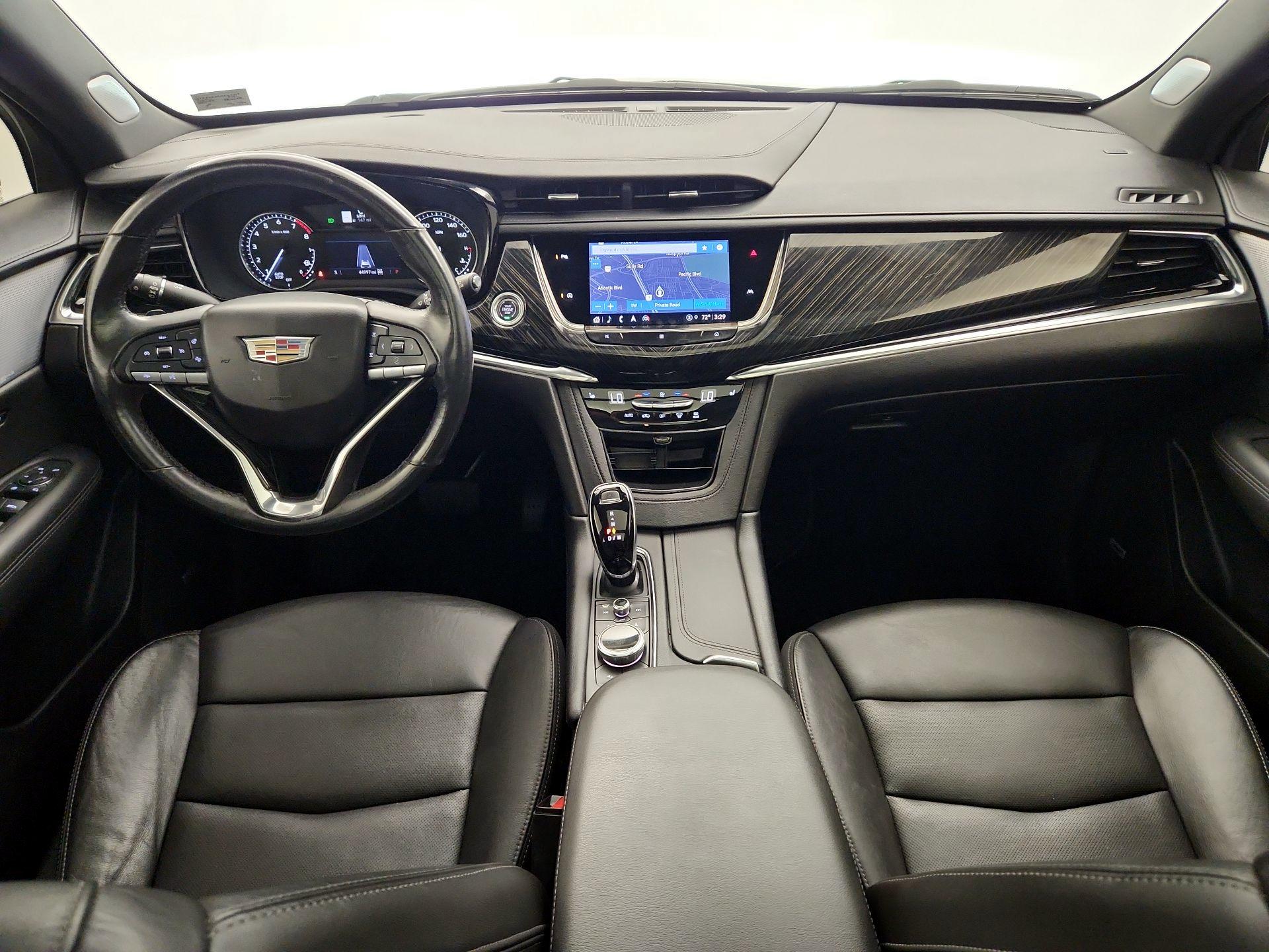 Thumbnail: 2021 Cadillac XT6 - 9