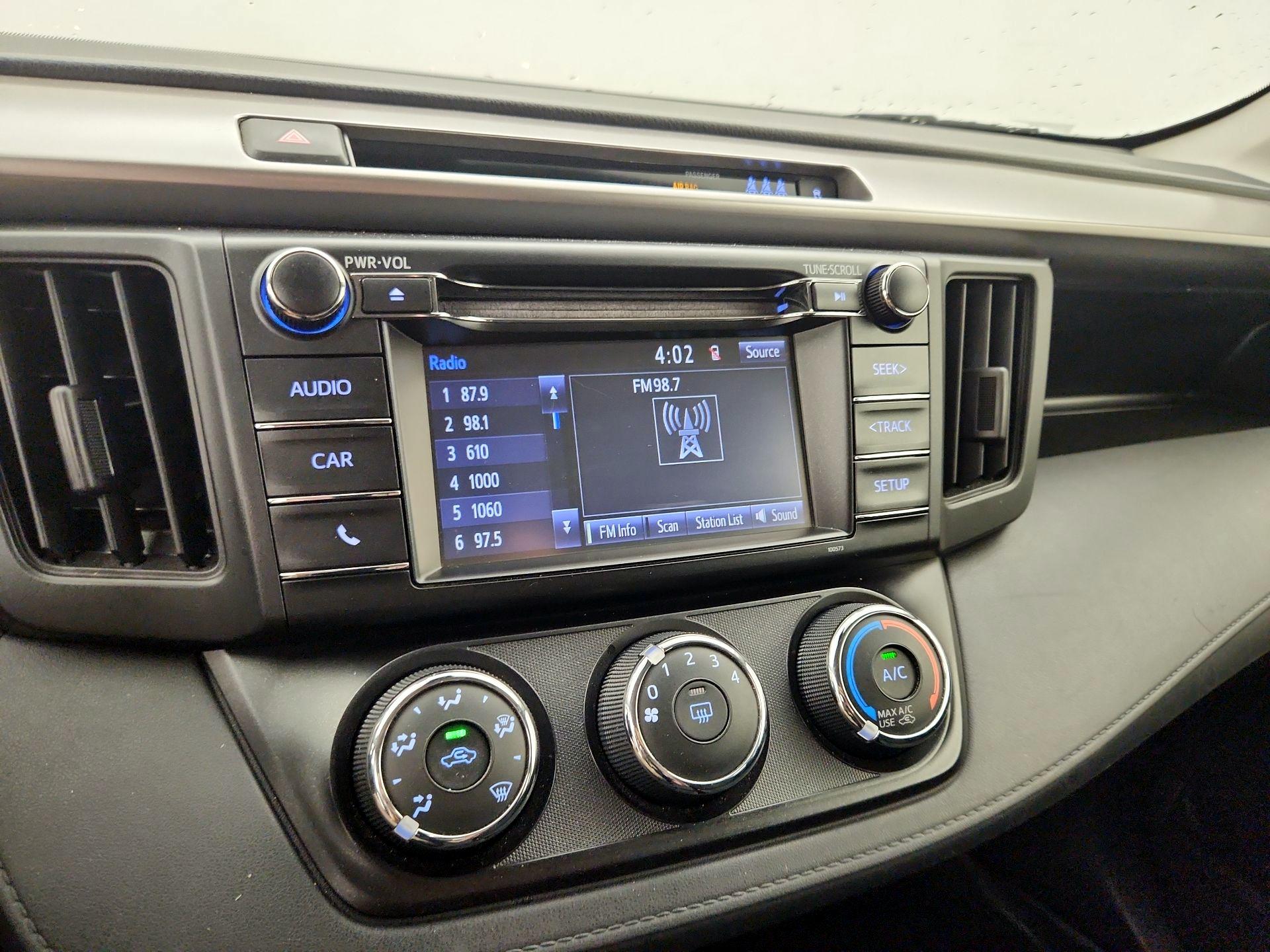 Thumbnail: 2017 Toyota RAV4 - 15