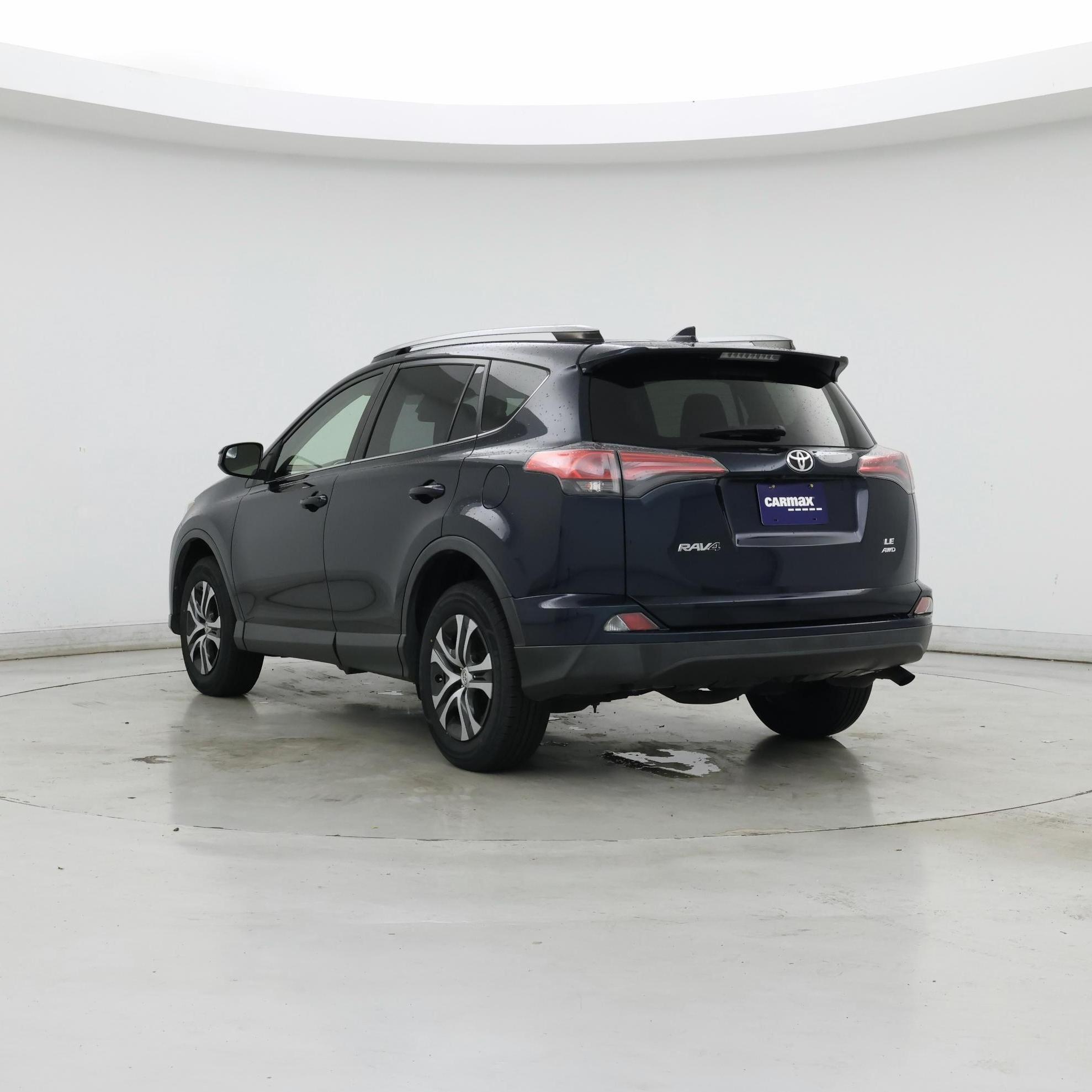 Thumbnail: 2017 Toyota RAV4 - 2