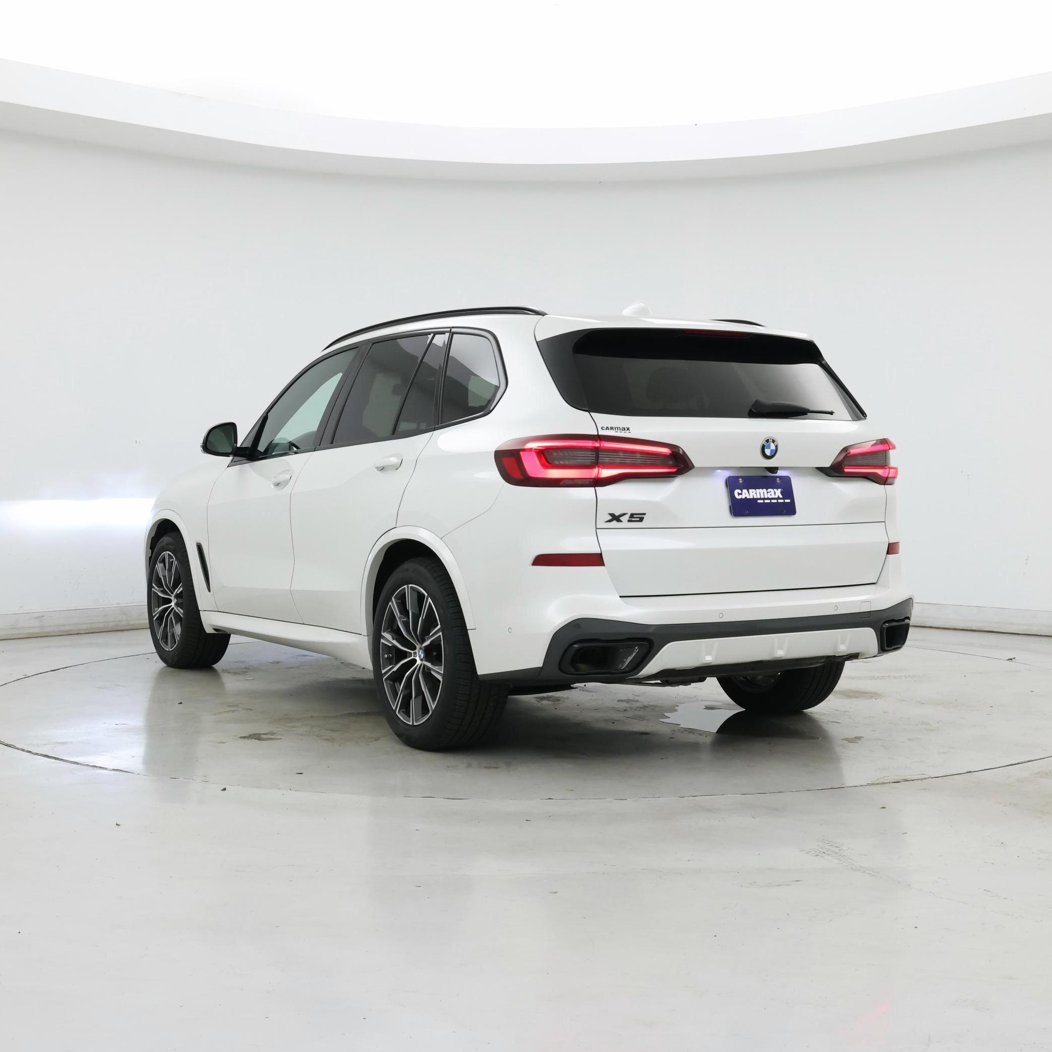 Thumbnail: 2021 BMW X5 - 2