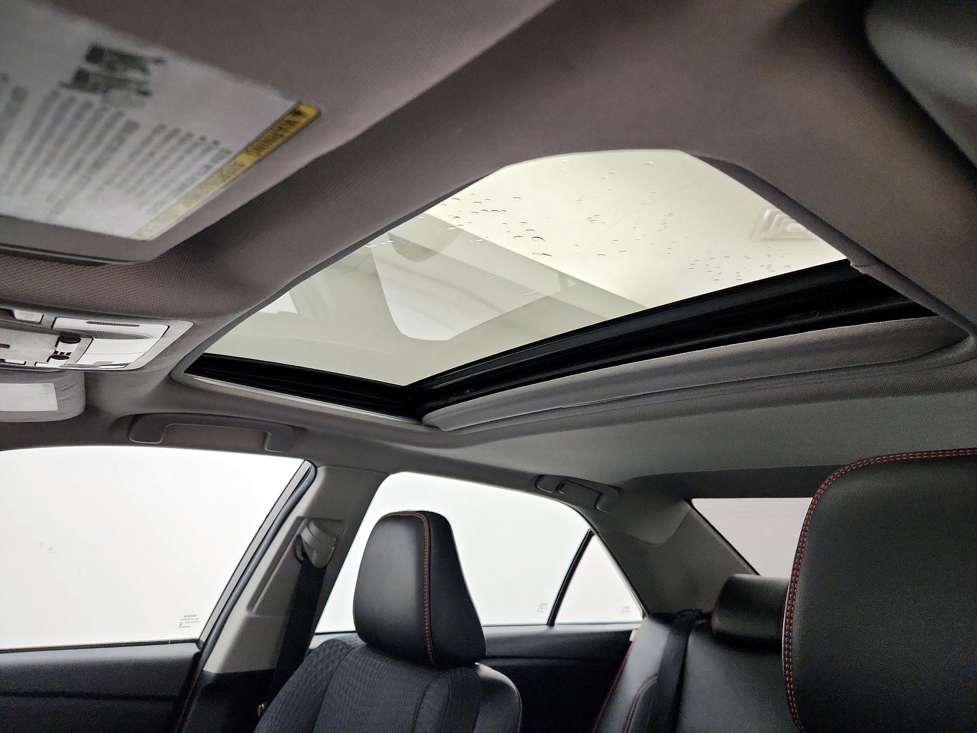 Thumbnail: 2015 Toyota Camry - 20