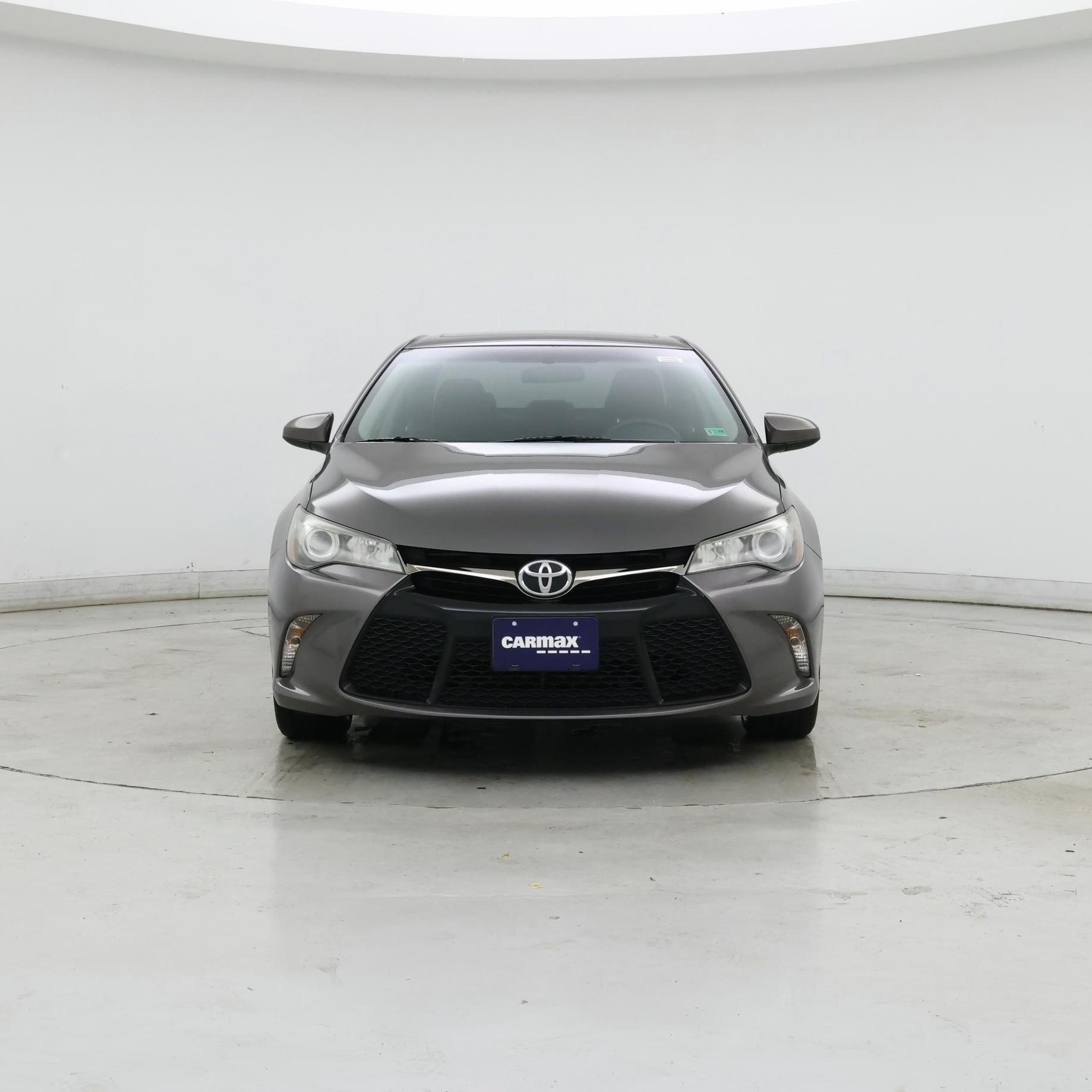 Thumbnail: 2015 Toyota Camry - 5