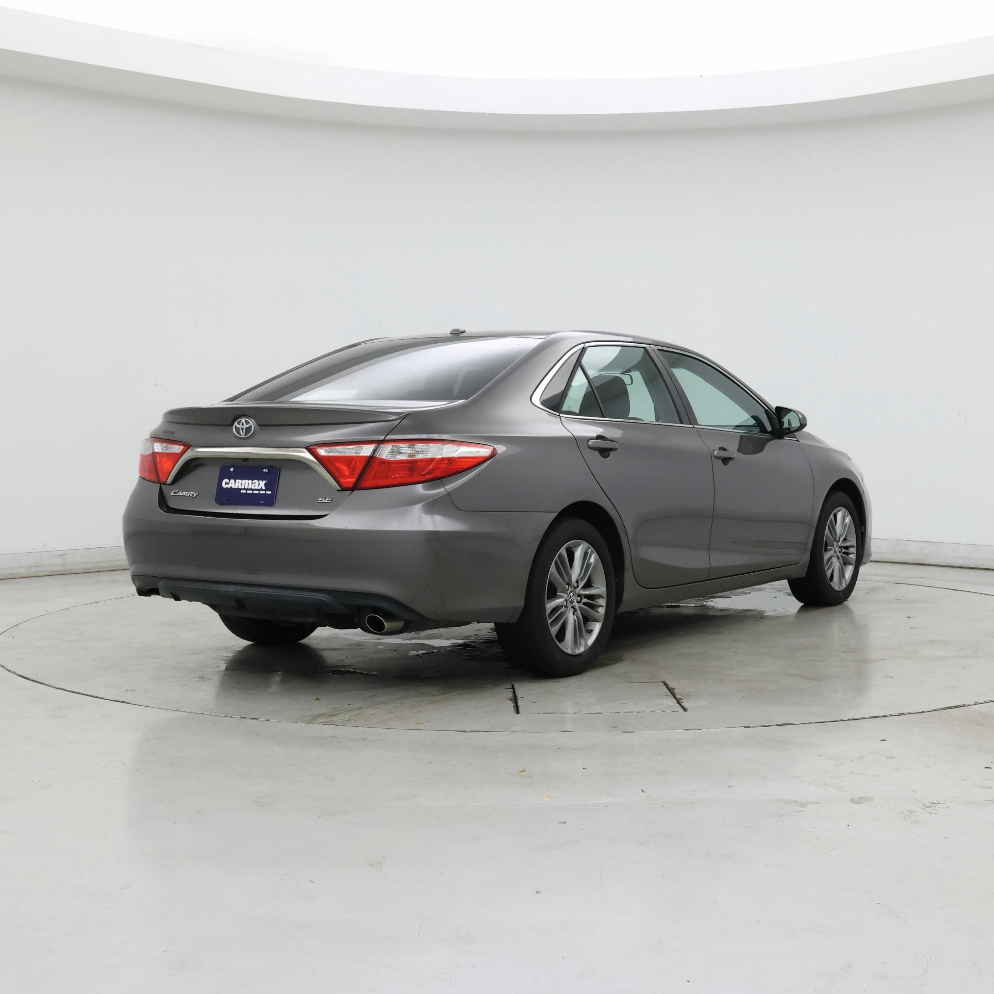 Thumbnail: 2015 Toyota Camry - 8