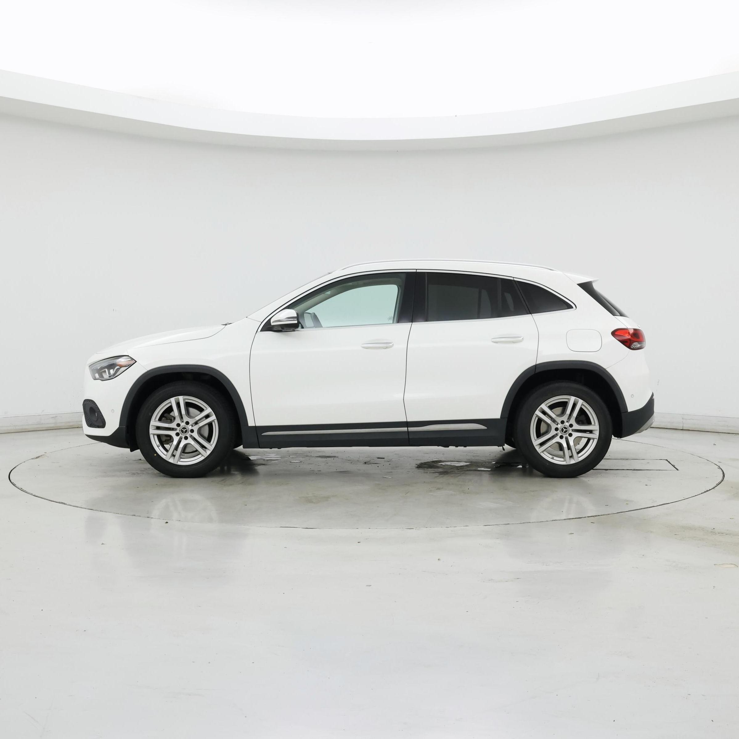 Thumbnail: 2021 Mercedes-Benz GLA - 3