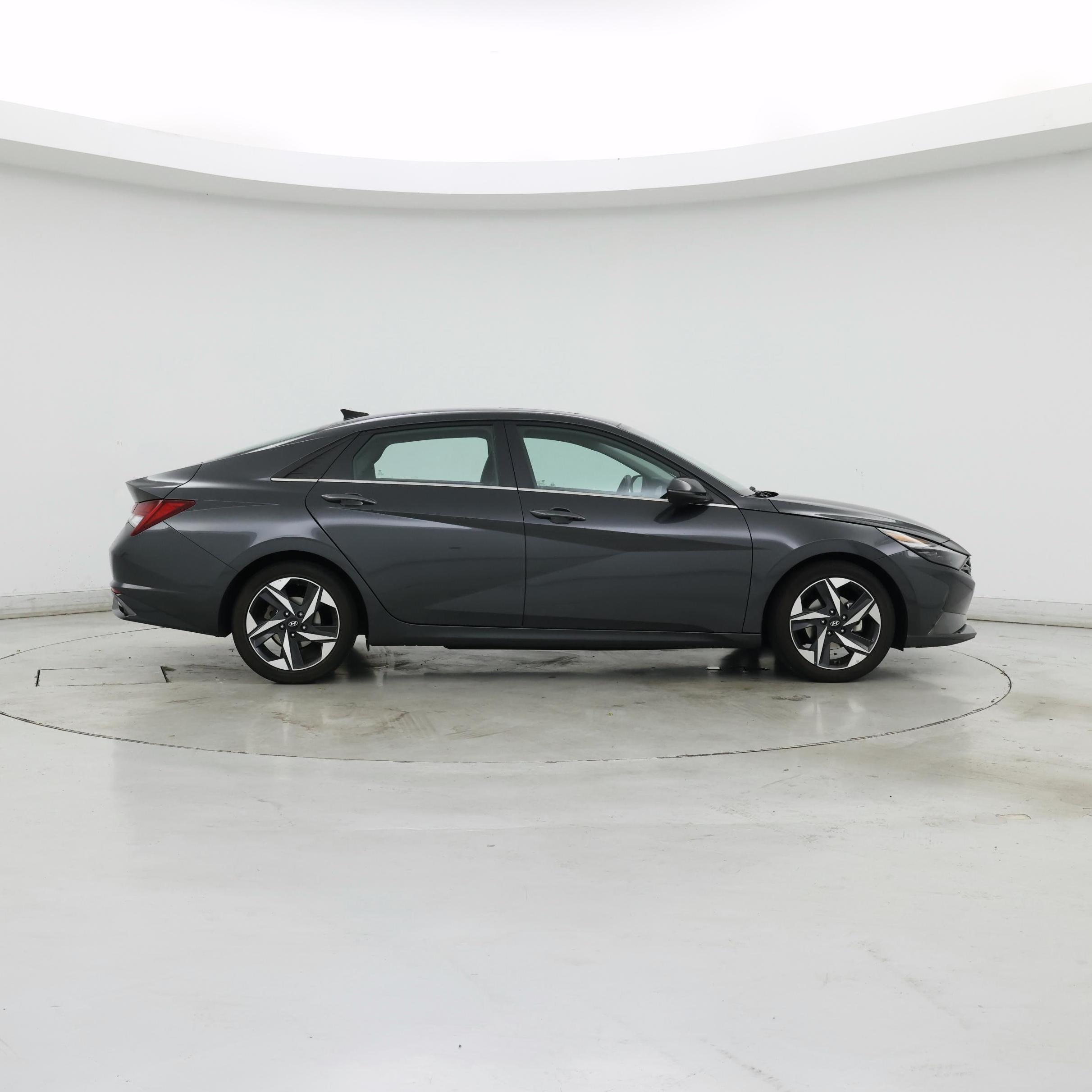 Thumbnail: 2023 Hyundai Elantra - 7