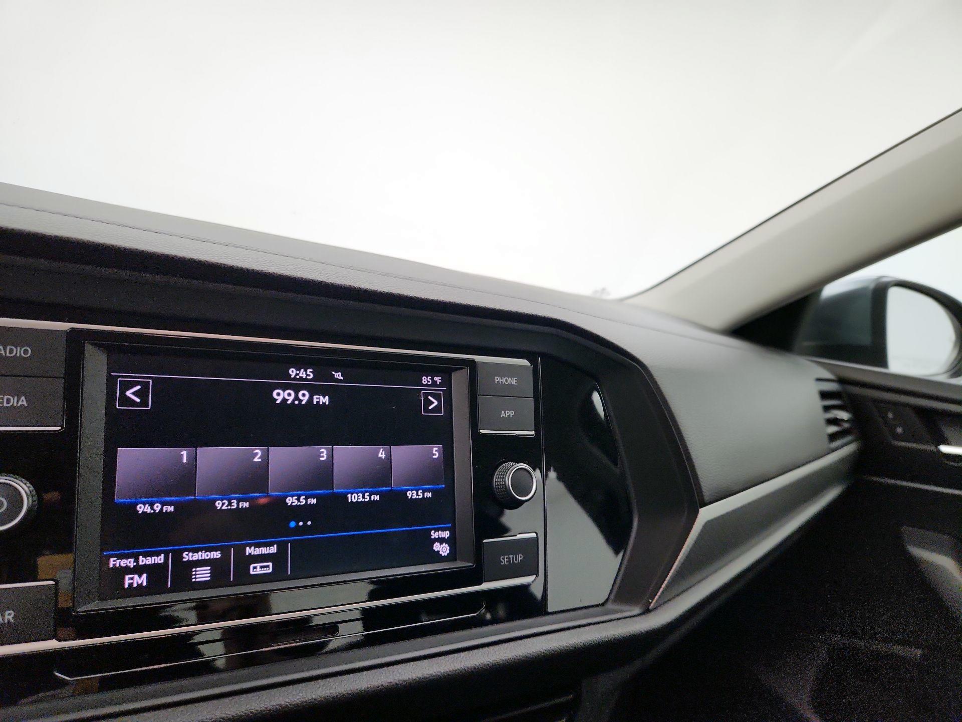 Thumbnail: 2019 Volkswagen Jetta - 15