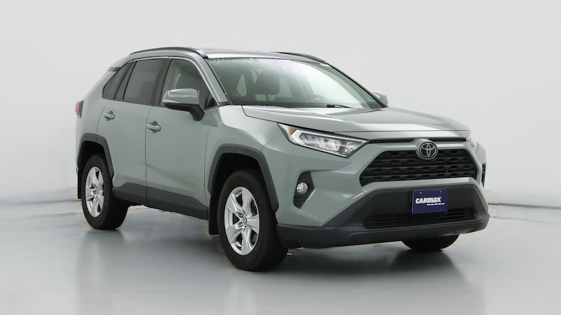 2020 Toyota RAV4 XLE Hero Image