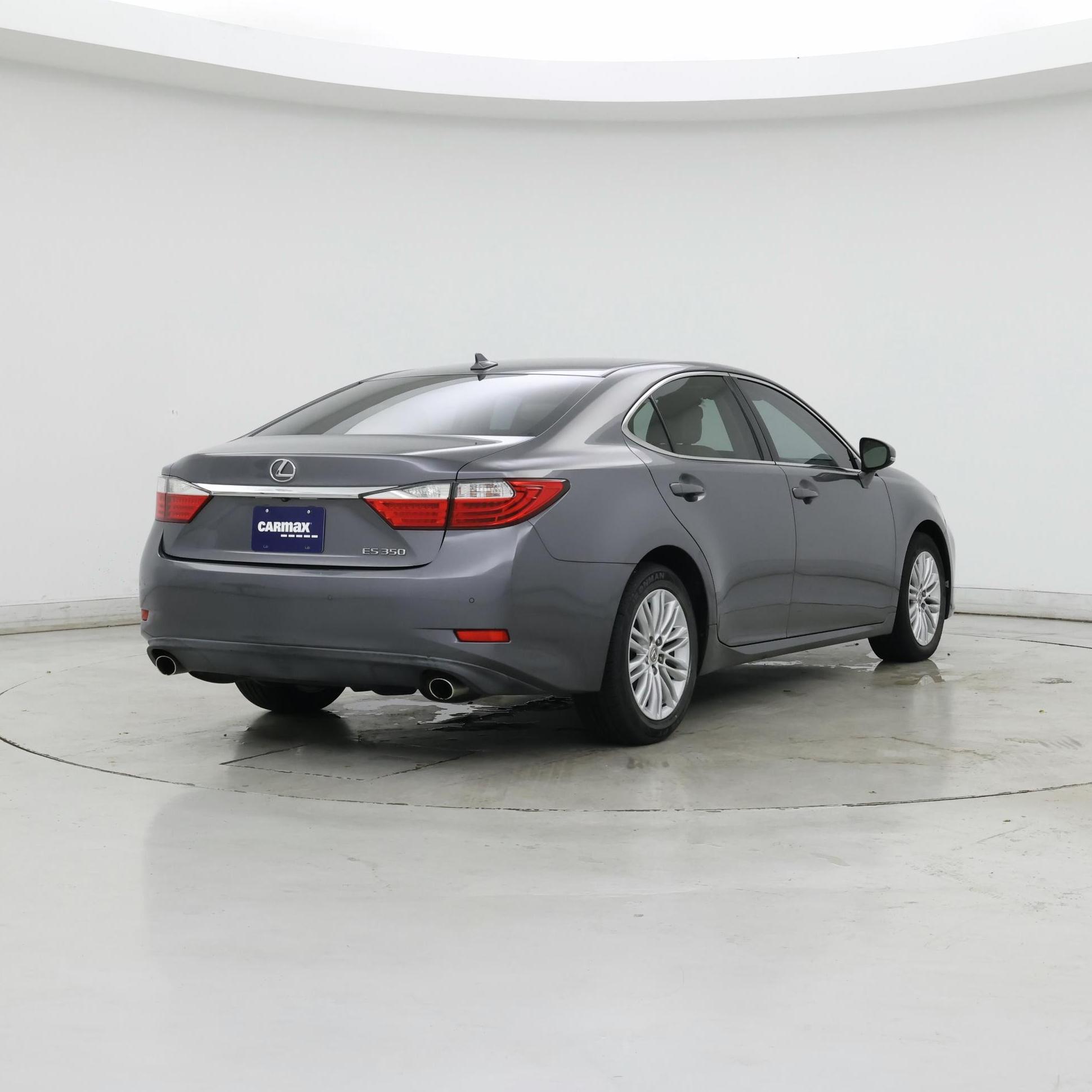 Thumbnail: 2013 Lexus ES - 8