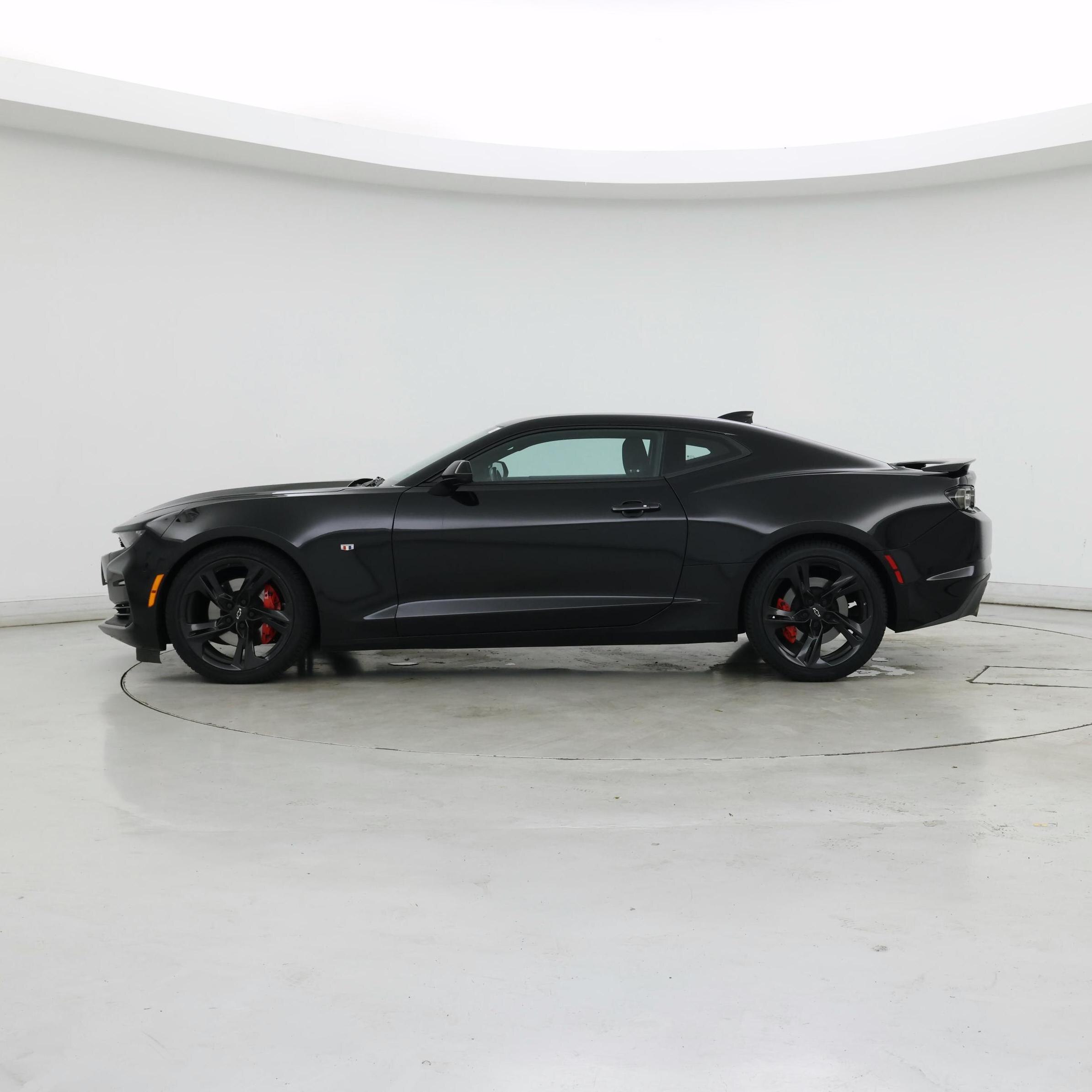 Thumbnail: 2021 Chevrolet Camaro - 3
