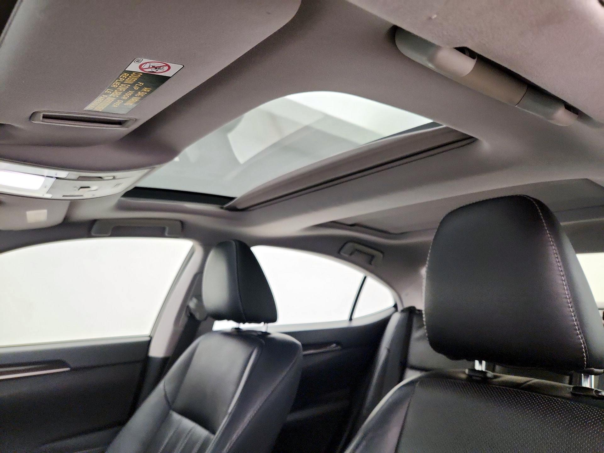 Thumbnail: 2016 Lexus ES - 19