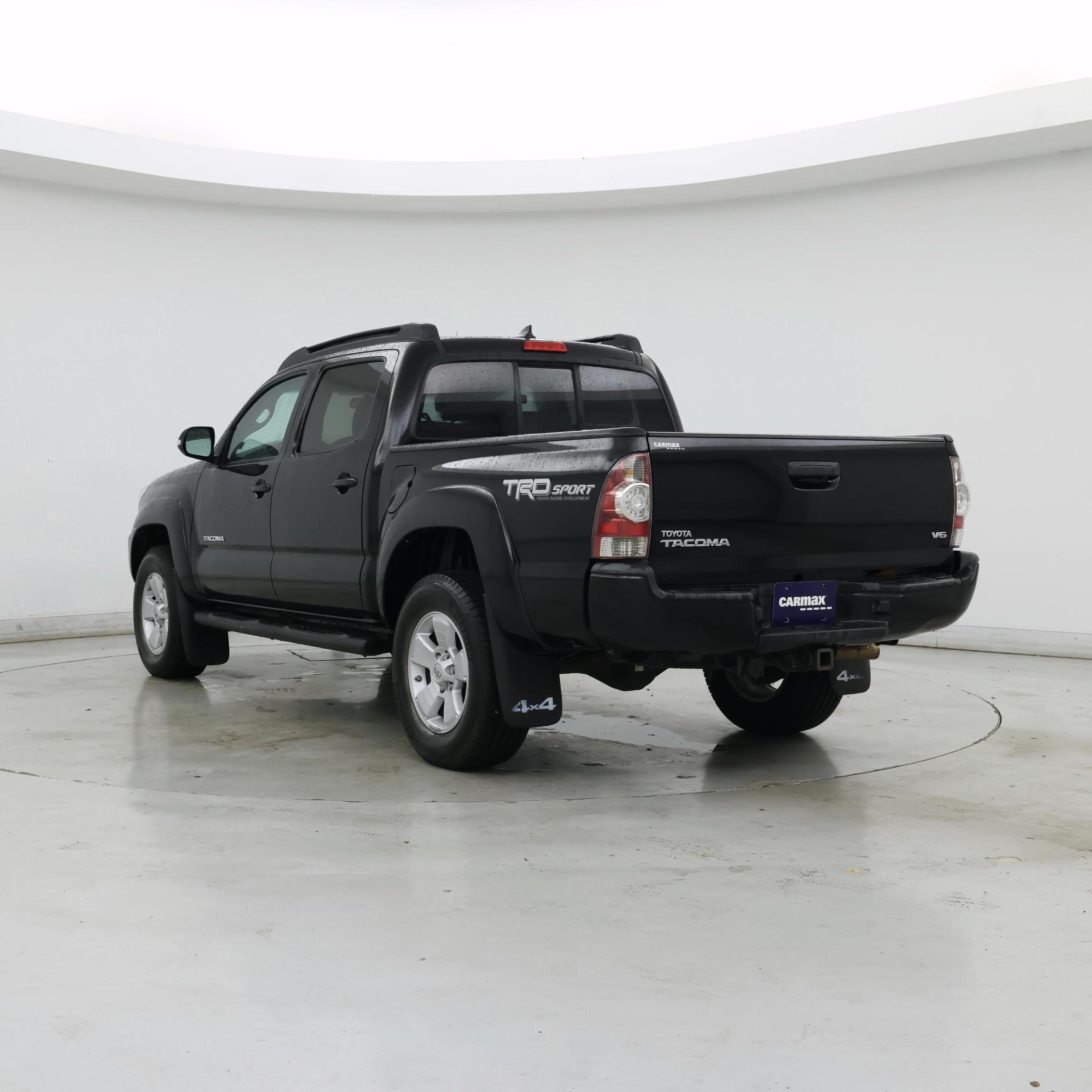 Thumbnail: 2015 Toyota Tacoma - 2