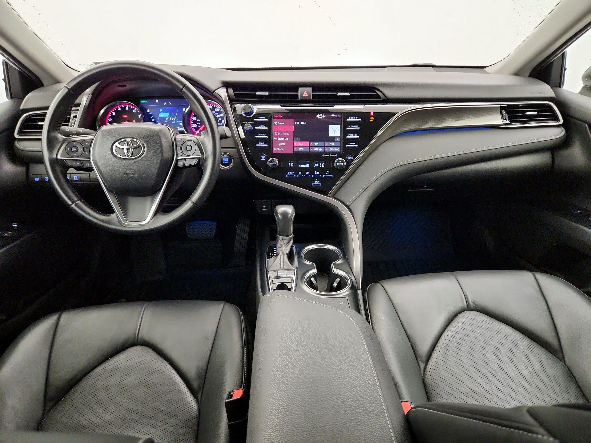 Thumbnail: 2019 Toyota Camry - 9