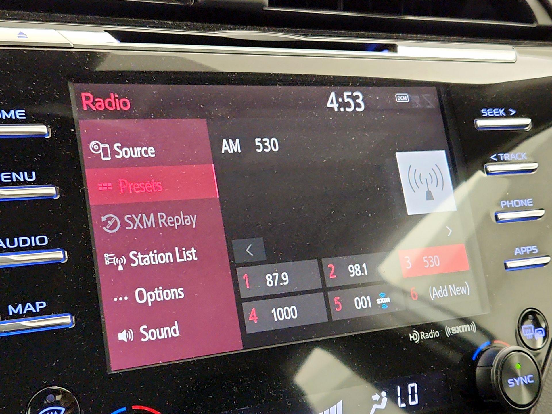 Thumbnail: 2019 Toyota Camry - 15