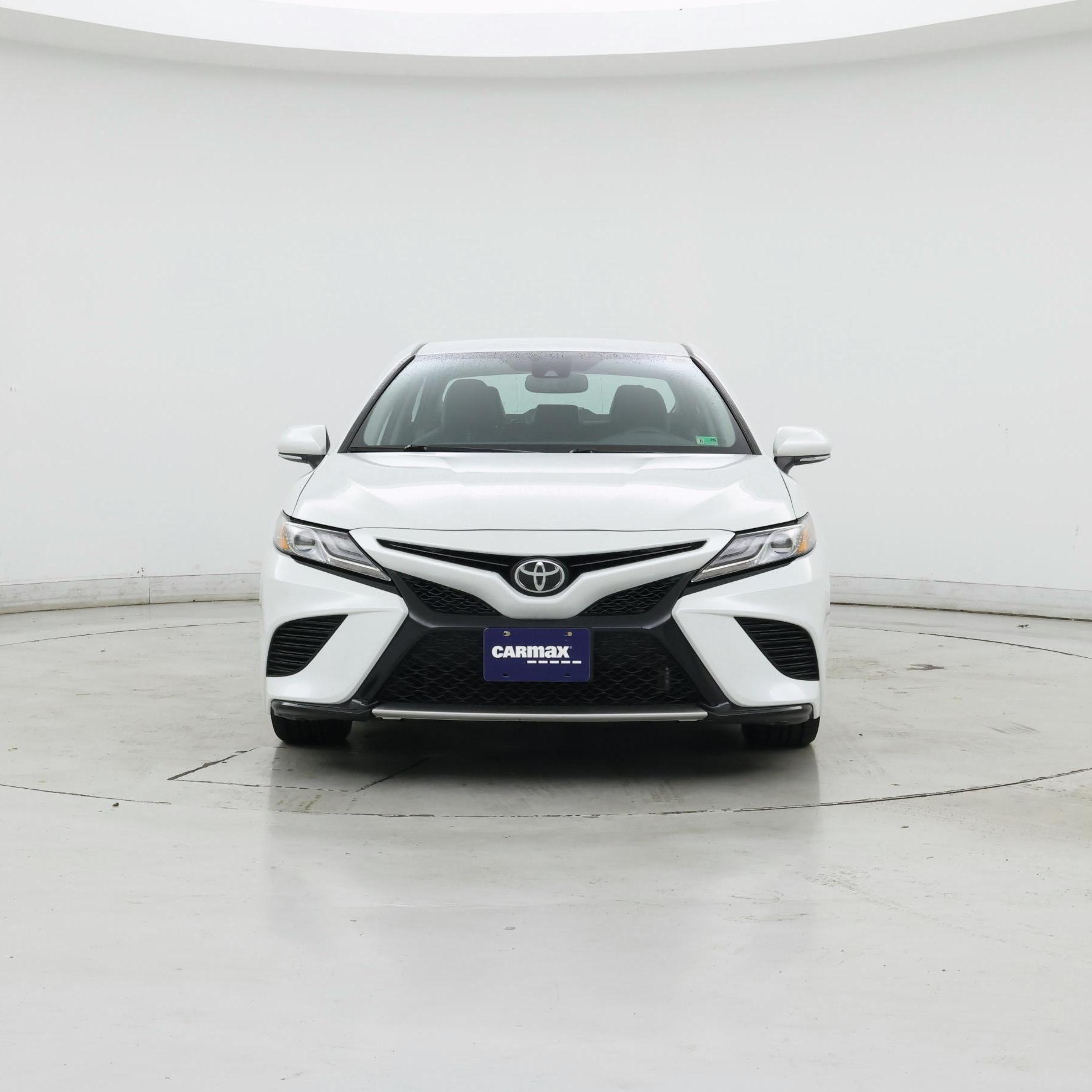 Thumbnail: 2019 Toyota Camry - 5
