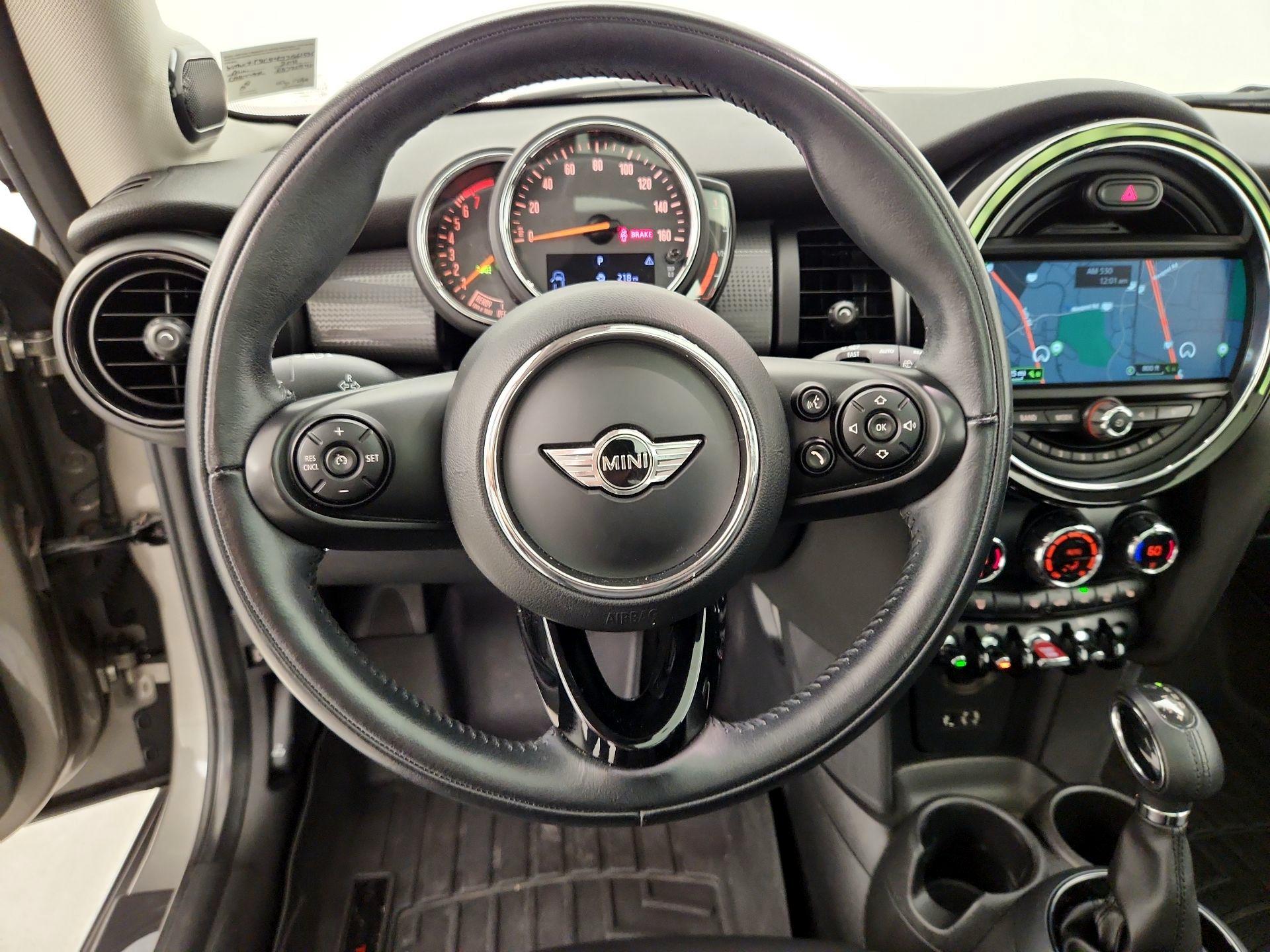 Thumbnail: 2018 MINI Cooper Hardtop - 10