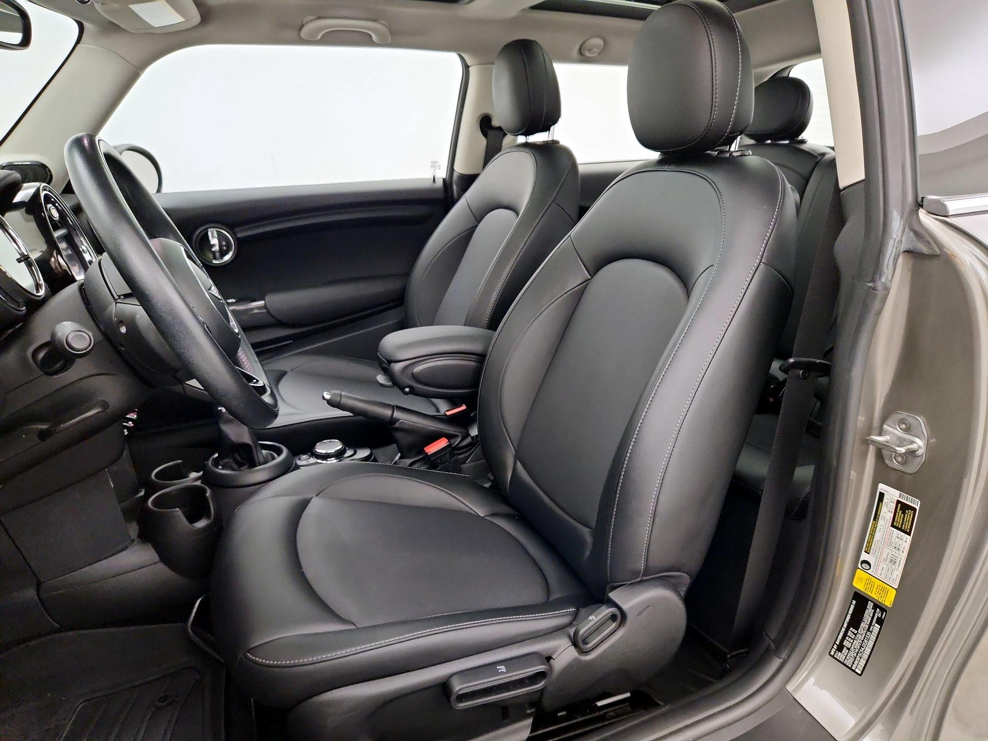 Thumbnail: 2018 MINI Cooper Hardtop - 11