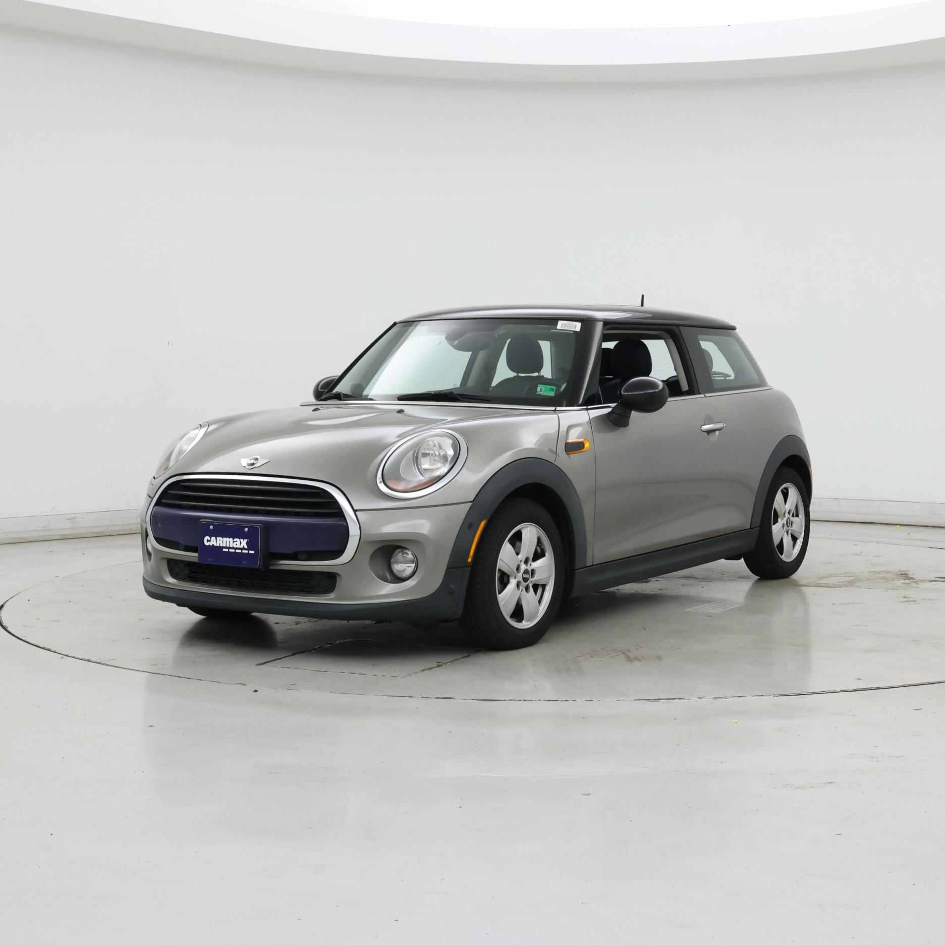 Thumbnail: 2018 MINI Cooper Hardtop - 4