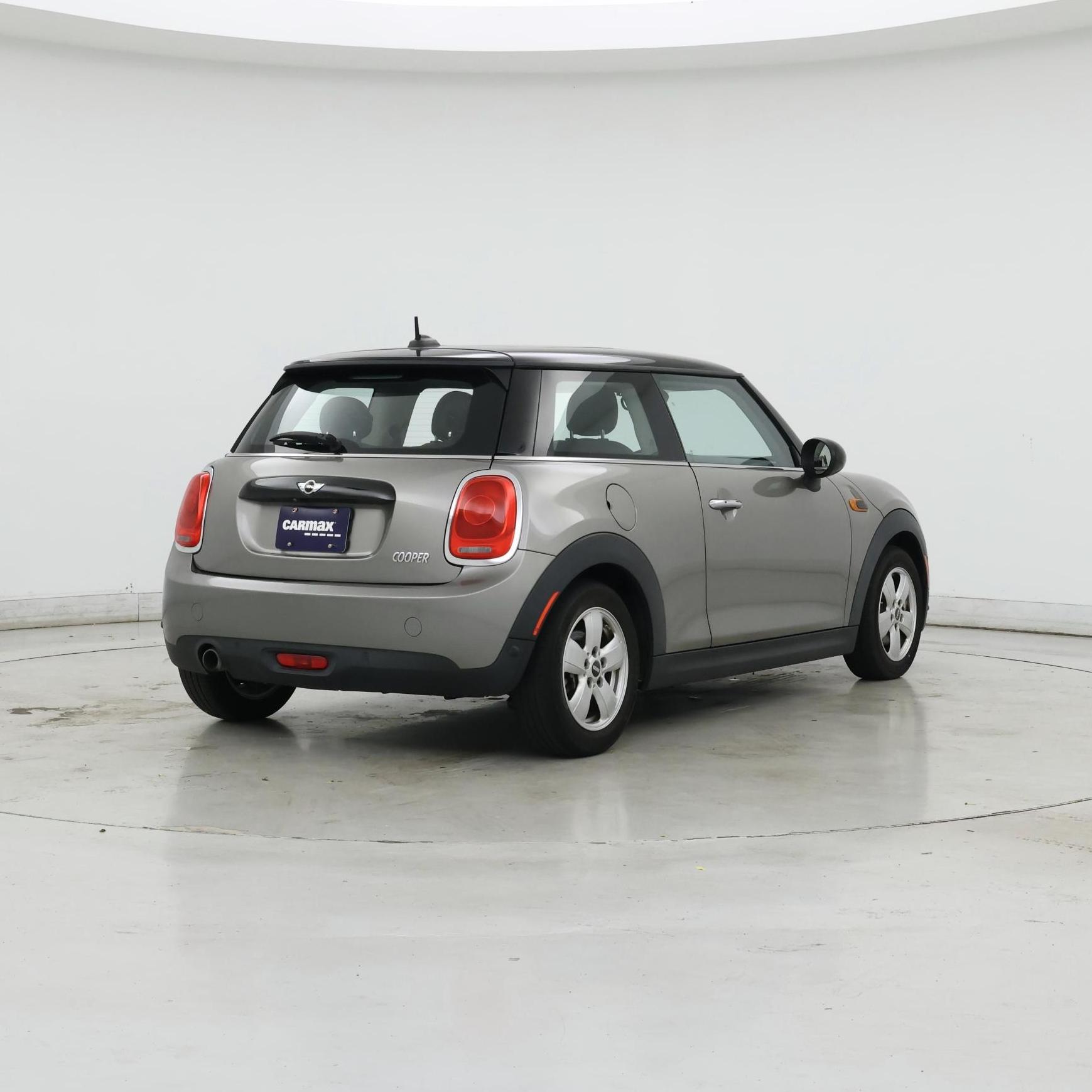 Thumbnail: 2018 MINI Cooper Hardtop - 8