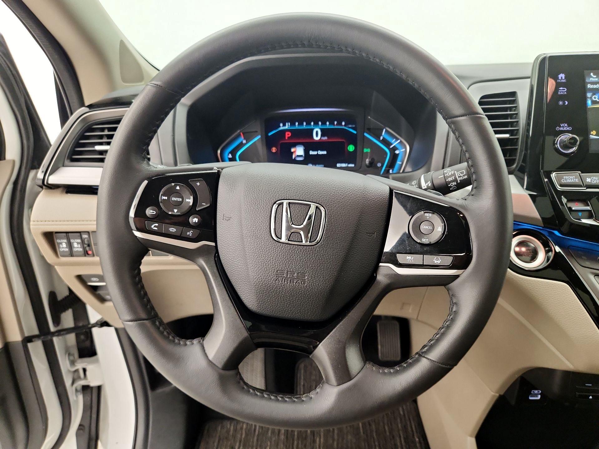 Thumbnail: 2023 Honda Odyssey - 10