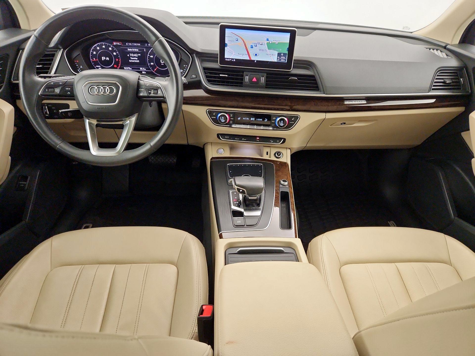Thumbnail: 2020 Audi Q5 - 9