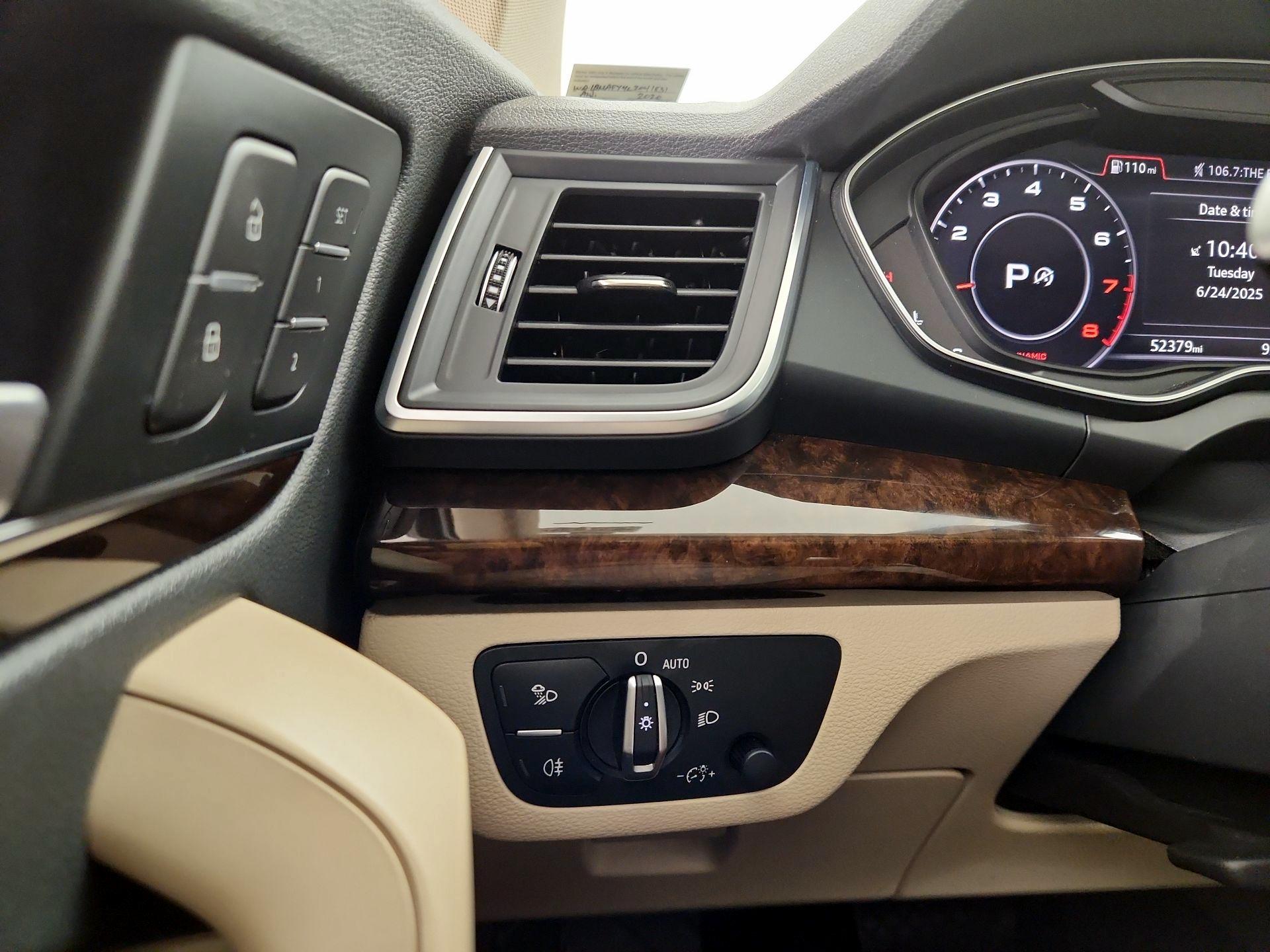 Thumbnail: 2020 Audi Q5 - 13