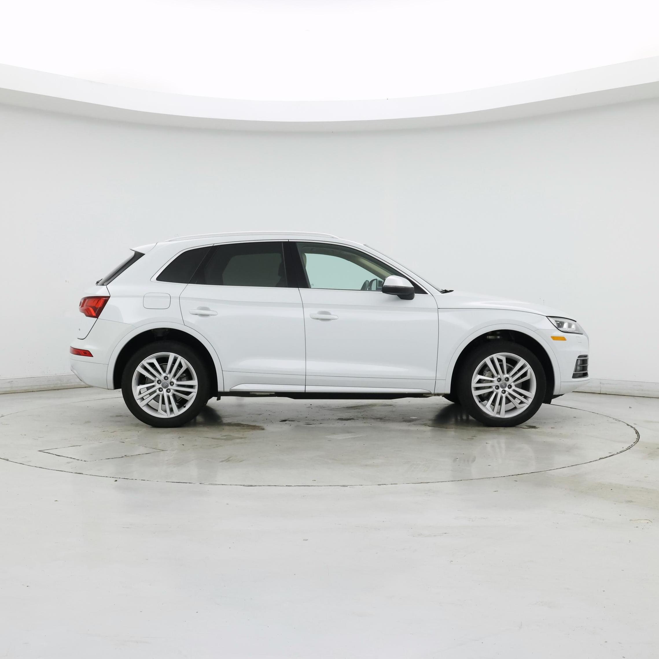 Thumbnail: 2020 Audi Q5 - 7