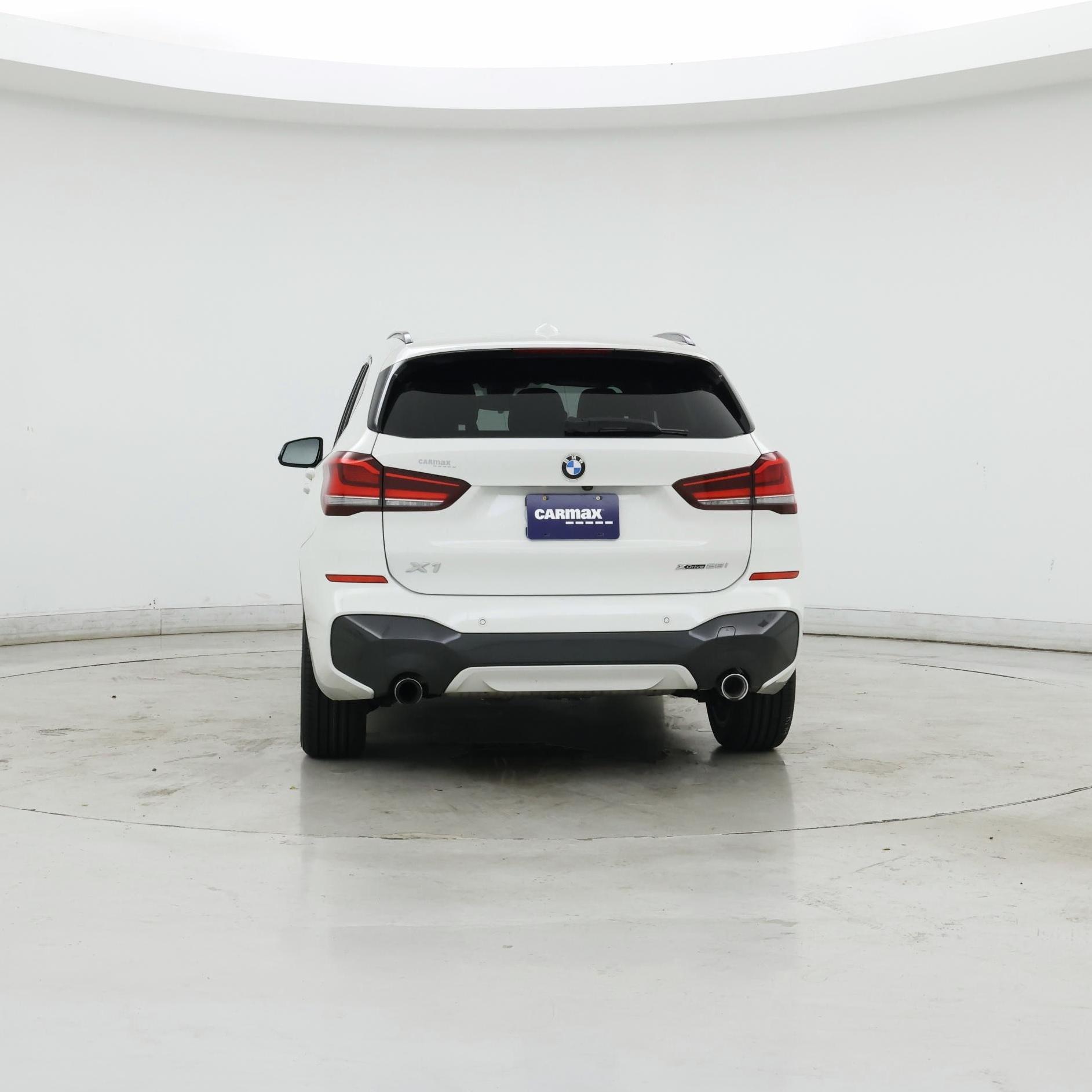 Thumbnail: 2021 BMW X1 - 6