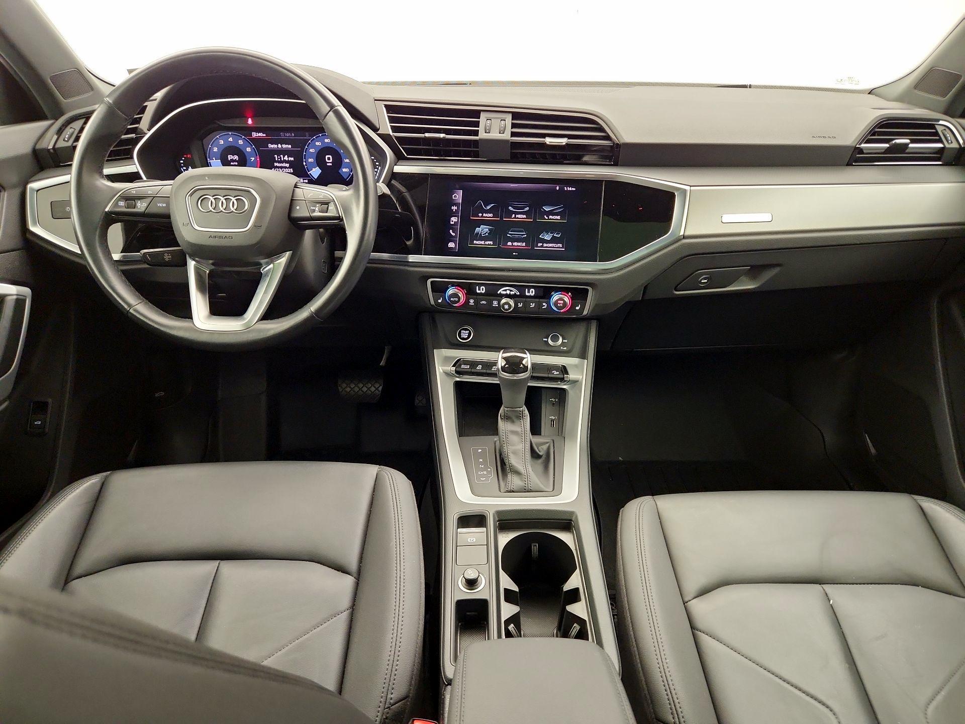 Thumbnail: 2021 Audi Q3 - 9