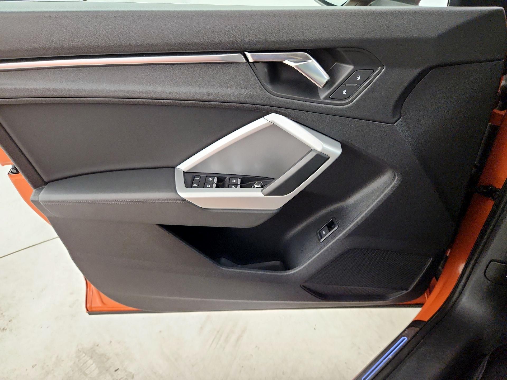 Thumbnail: 2021 Audi Q3 - 12