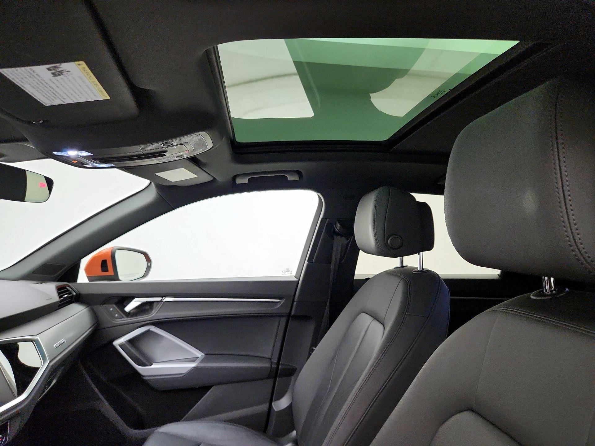 Thumbnail: 2021 Audi Q3 - 19