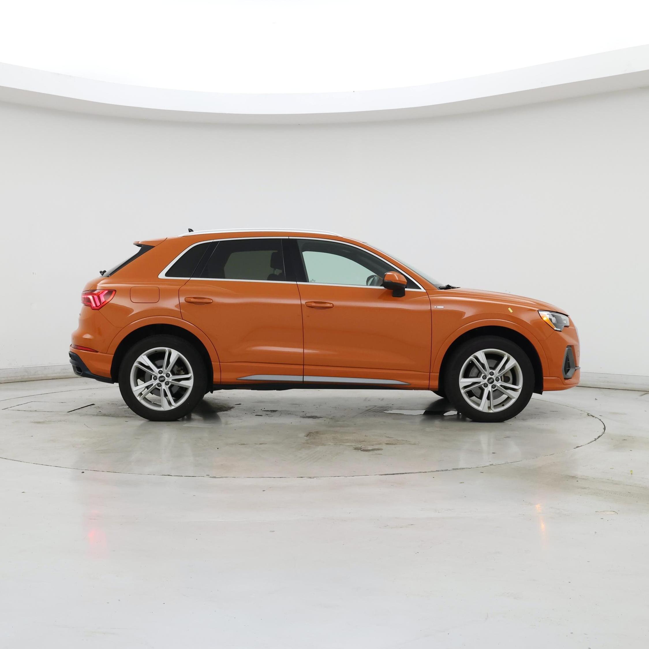 Thumbnail: 2021 Audi Q3 - 7