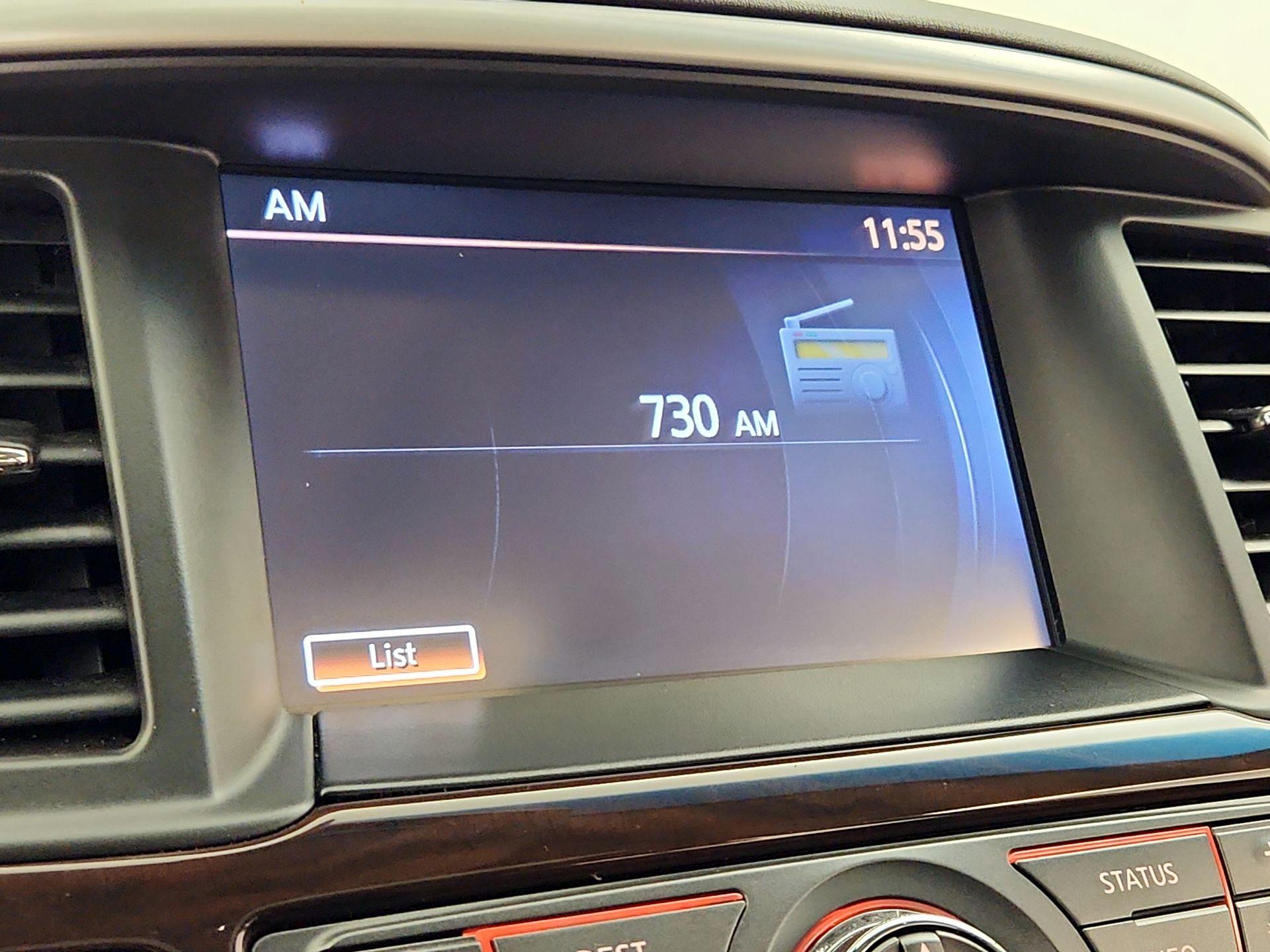 Thumbnail: 2016 Nissan Pathfinder - 16