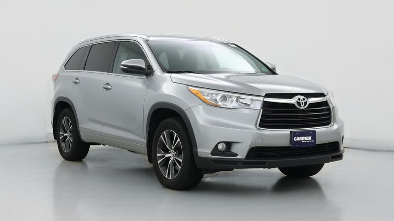 2016 Toyota Highlander XLE Hero Image