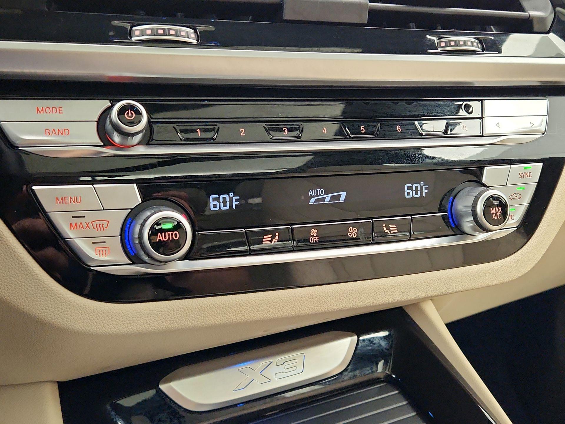 Thumbnail: 2021 BMW X3 - 17