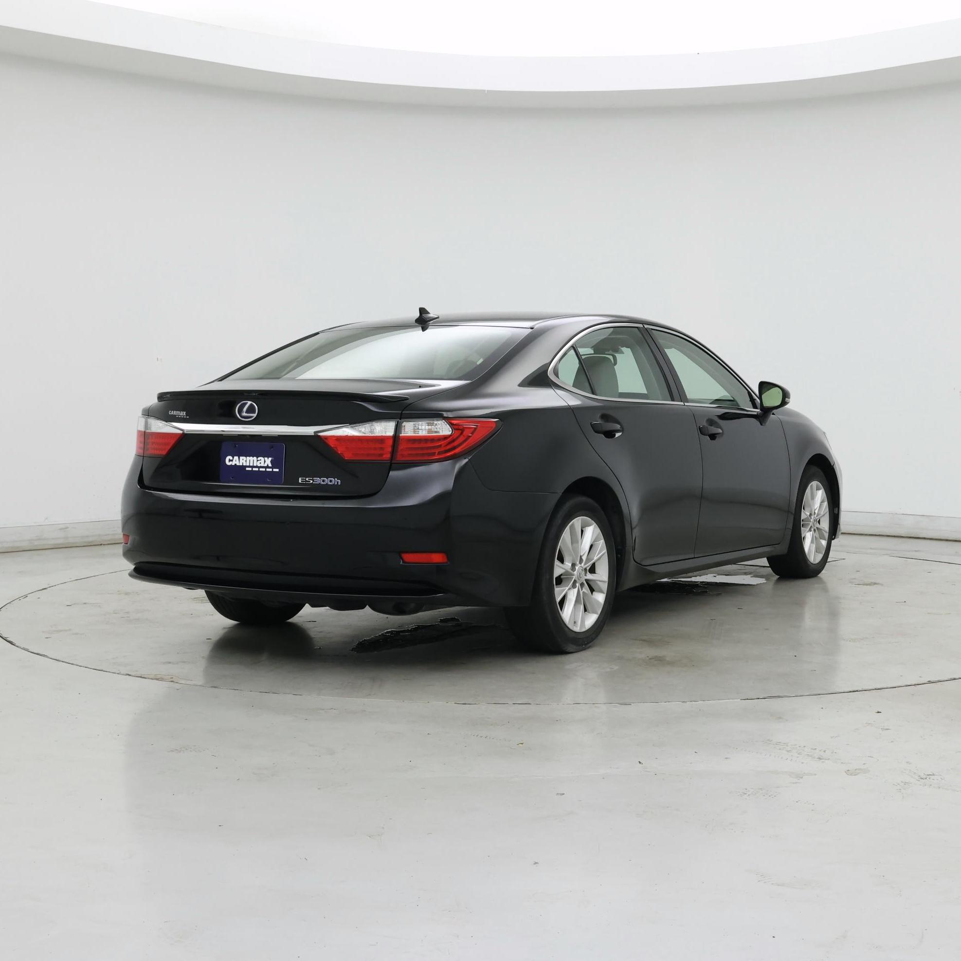 Thumbnail: 2013 Lexus ES - 8
