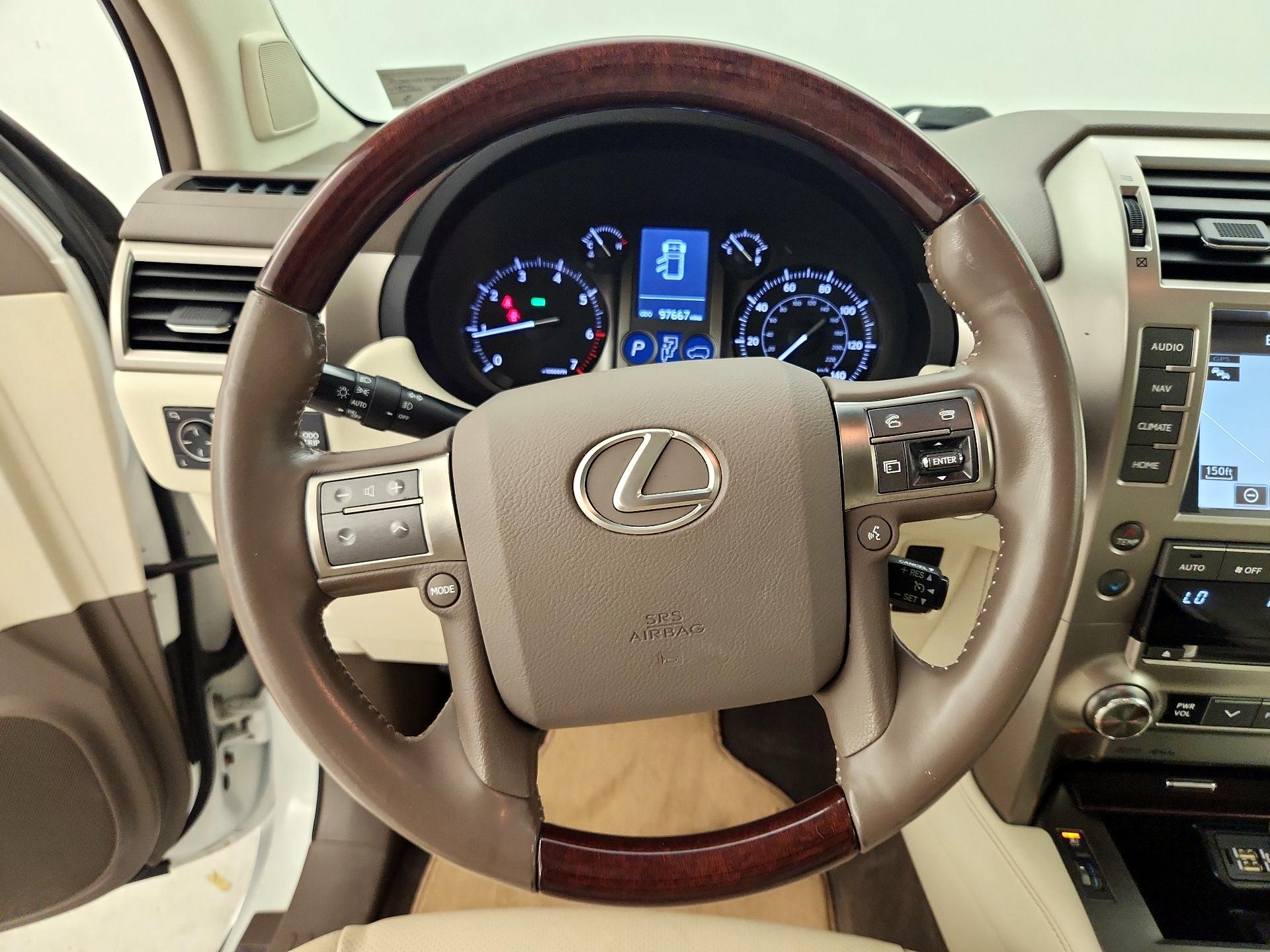Thumbnail: 2014 Lexus GX - 10