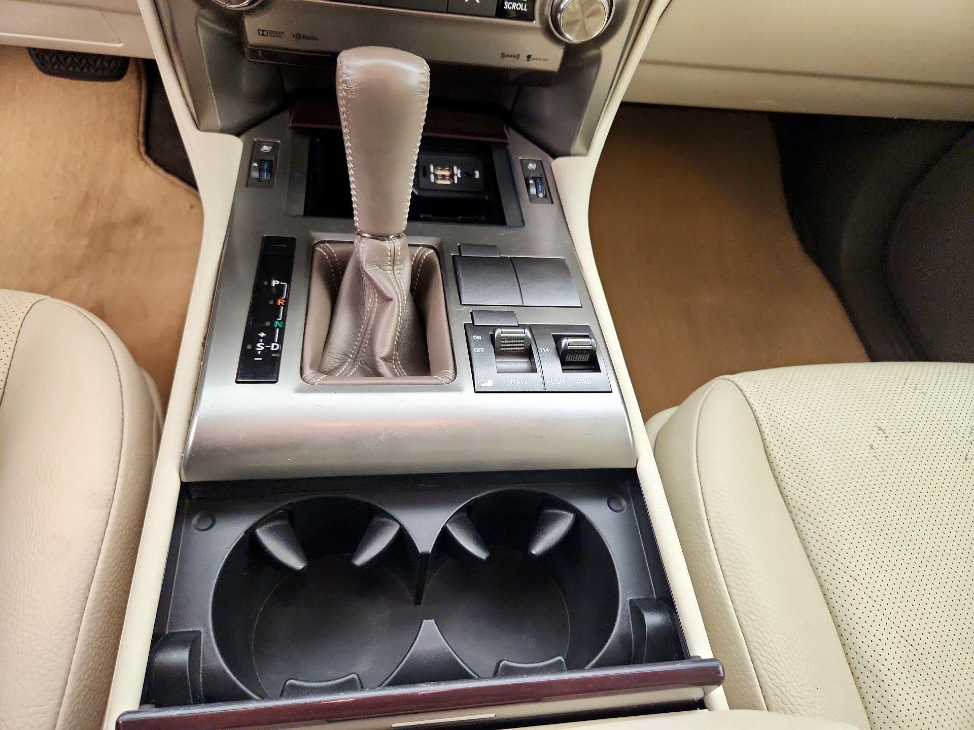 Thumbnail: 2014 Lexus GX - 18