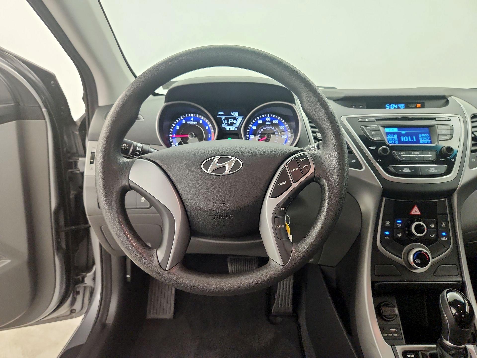 Thumbnail: 2016 Hyundai Elantra - 10