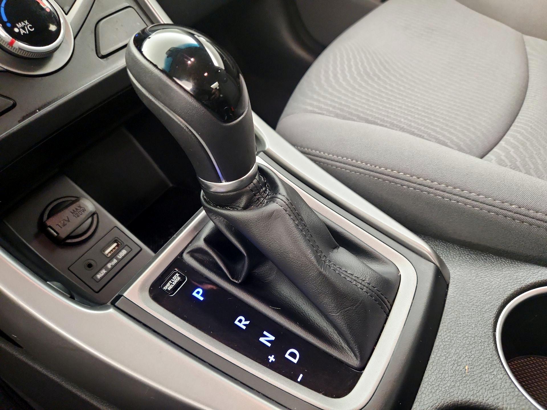 Thumbnail: 2016 Hyundai Elantra - 16