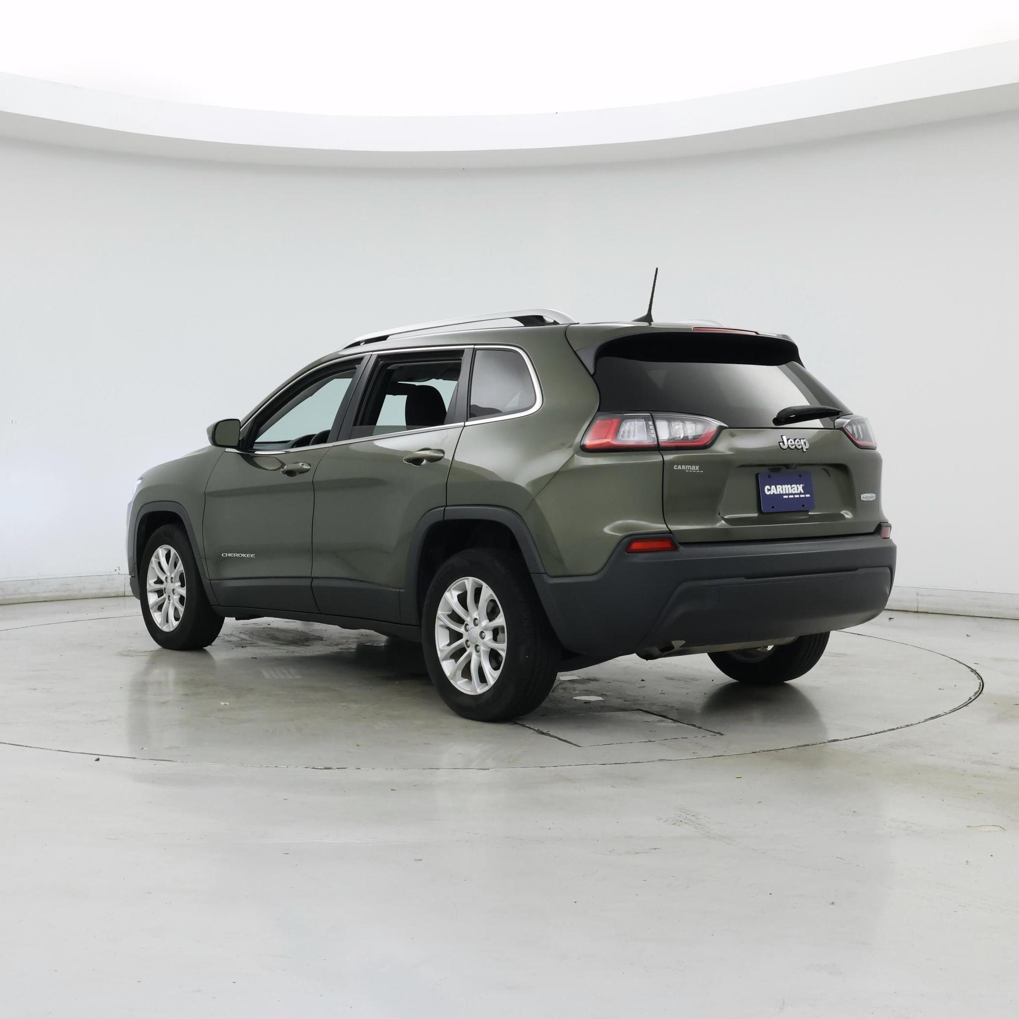 Thumbnail: 2019 Jeep Cherokee - 2