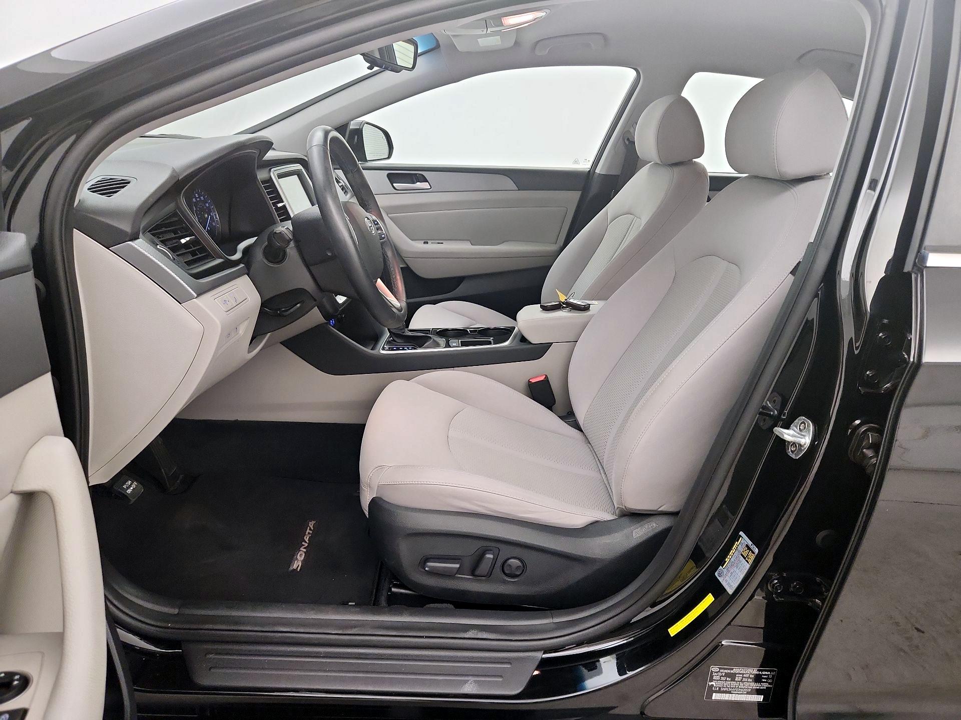 Thumbnail: 2018 Hyundai Sonata - 11