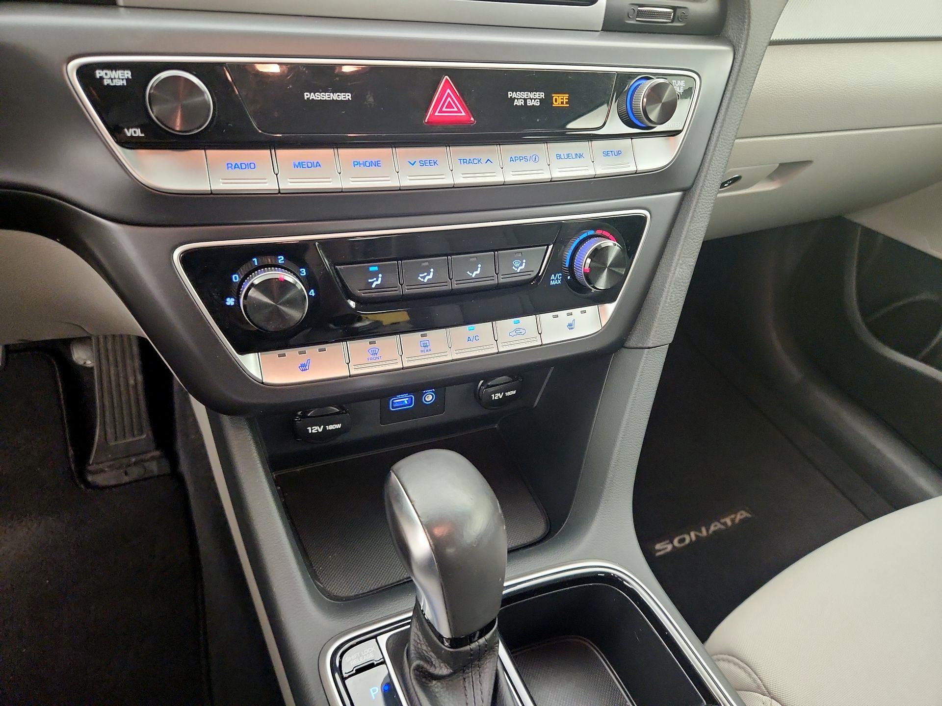Thumbnail: 2018 Hyundai Sonata - 16
