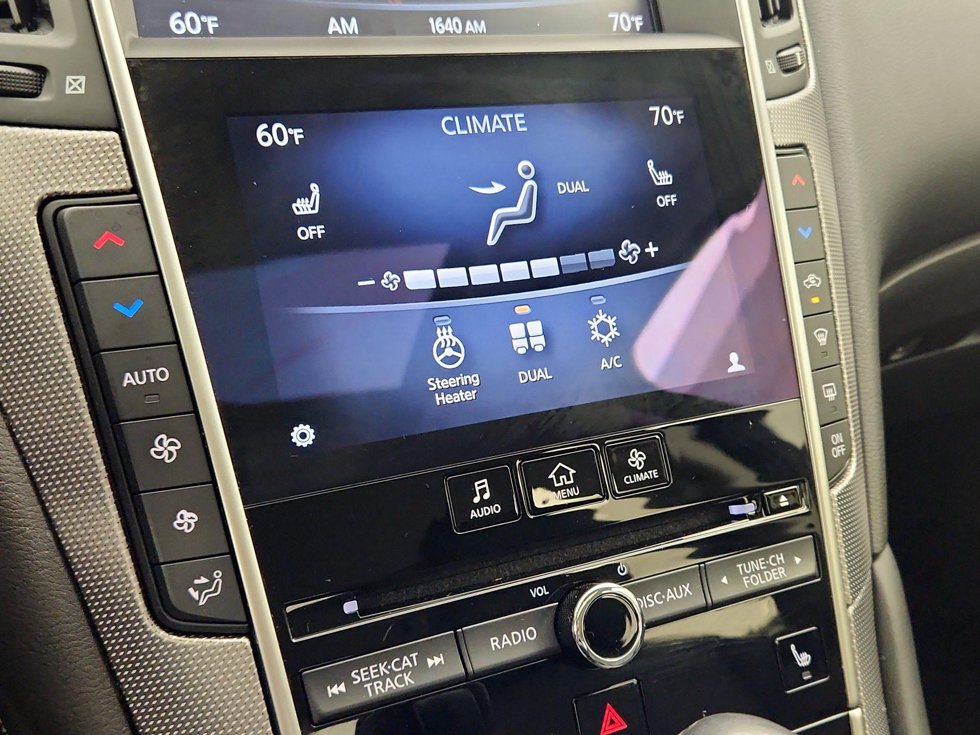 Thumbnail: 2015 INFINITI Q50 - 17