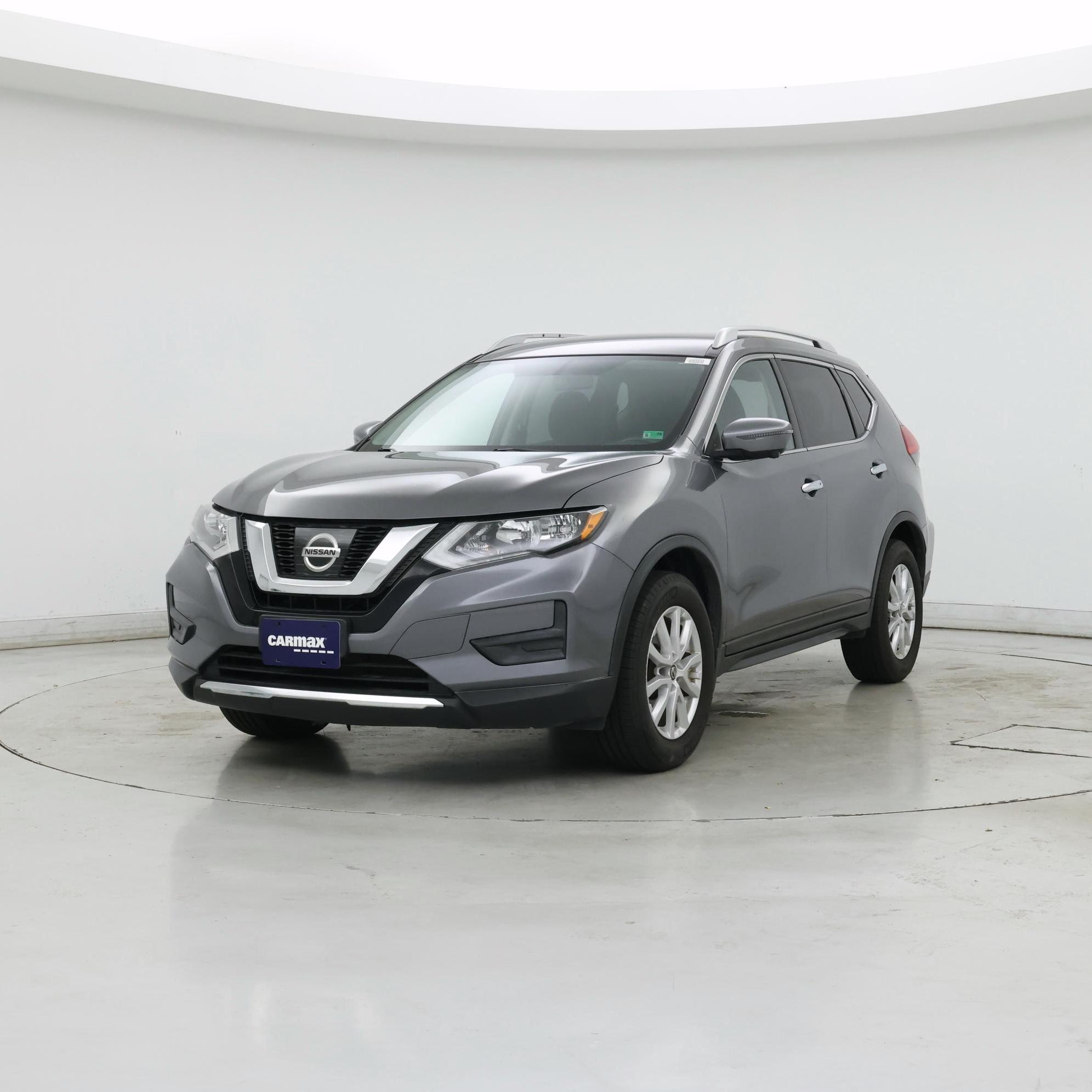 Thumbnail: 2017 Nissan Rogue - 4